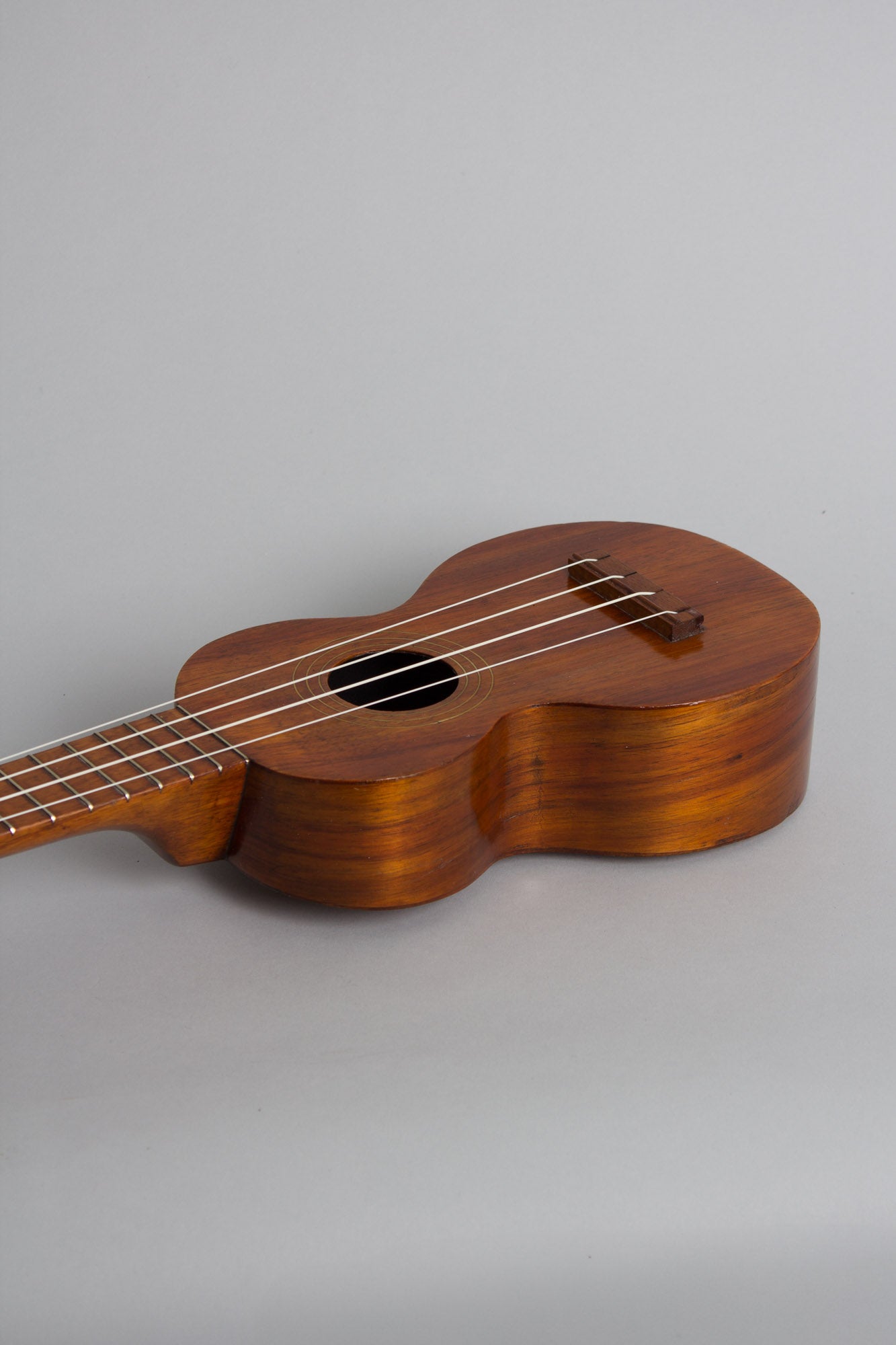 Hawaiian Mahogany Company Echo-Uke Soprano Ukulele (1920s)