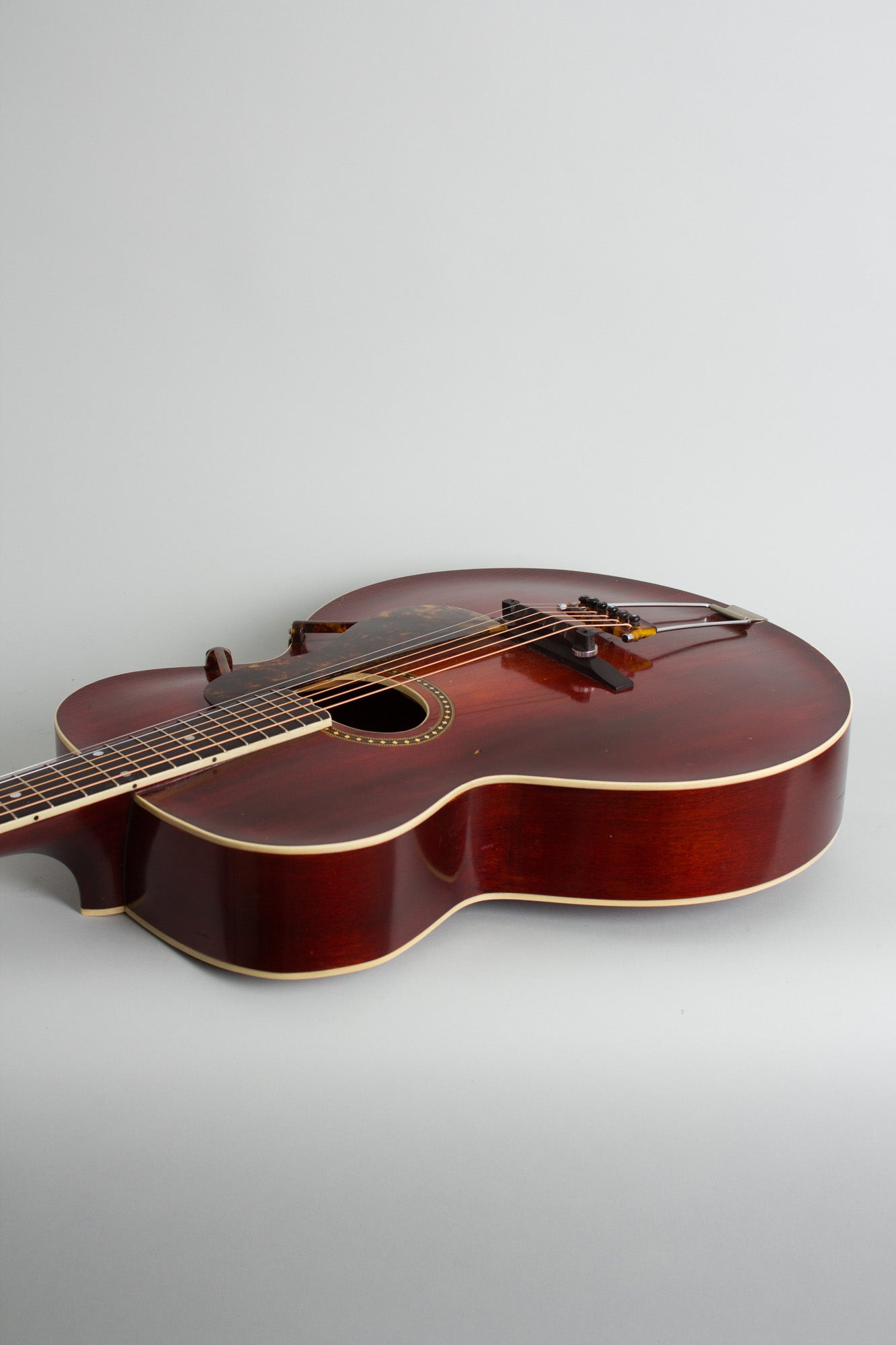 Gibson L-4 Arch Top Acoustic Guitar (1915)