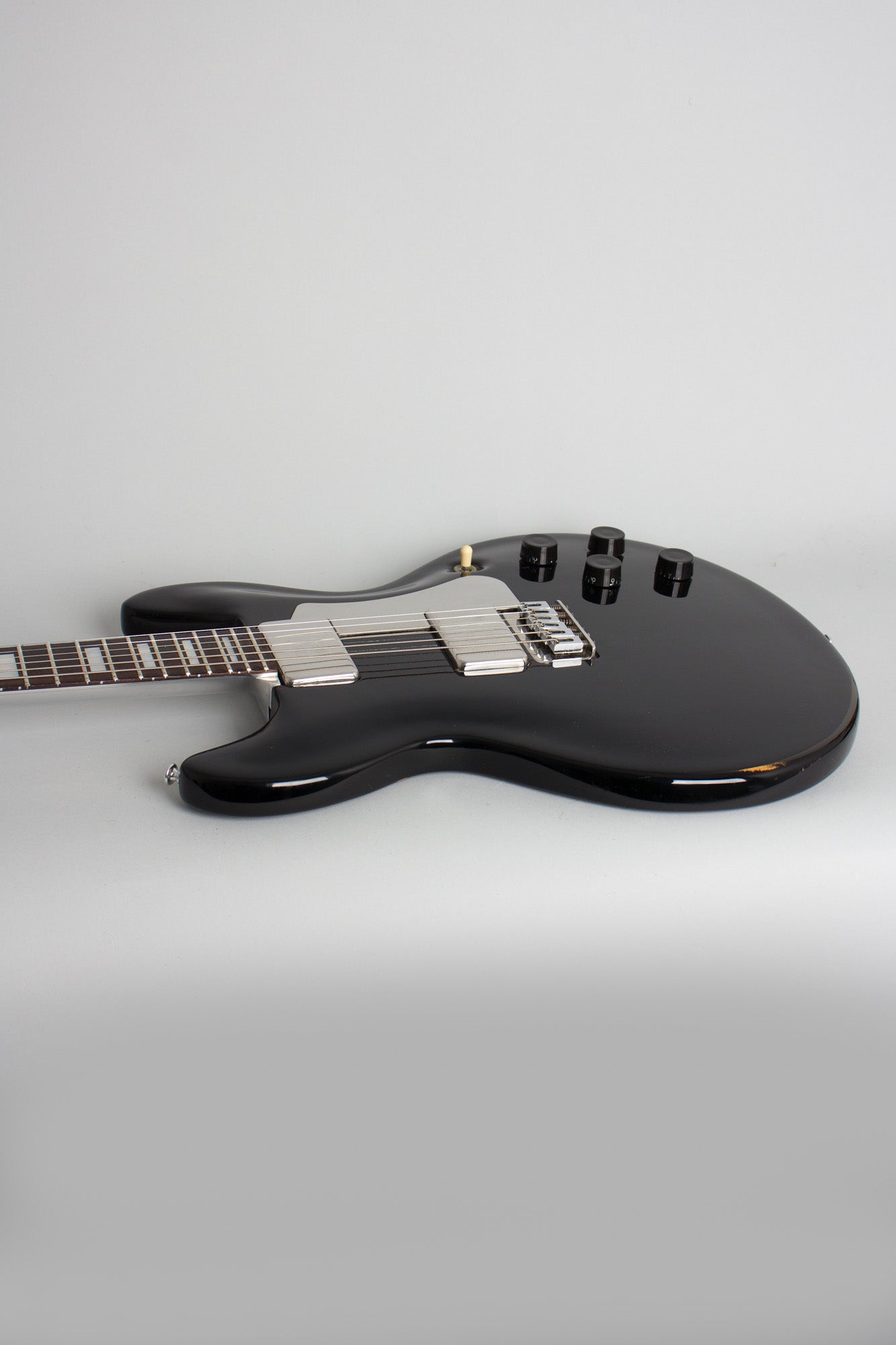 Travis Bean TB-1000A Artist Solid Body Electric Guitar (1978)
