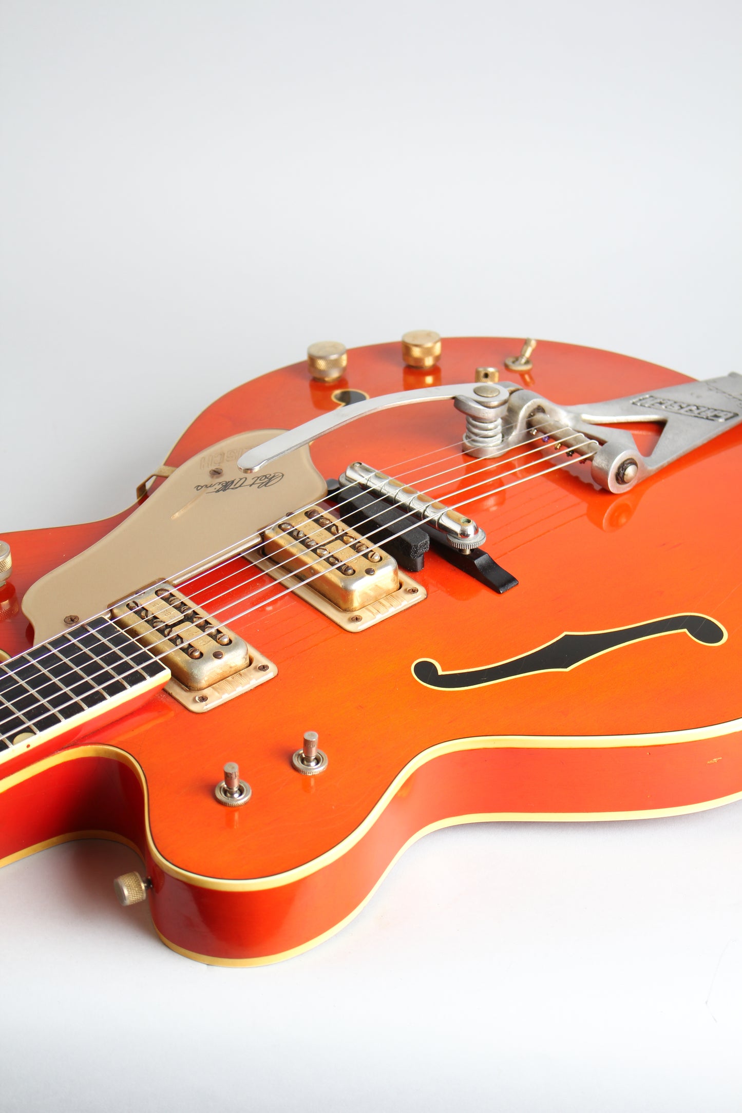 Gretsch Model 6120 Chet Atkins Hollowbody Thinline Hollow Body Electric Guitar (1964)