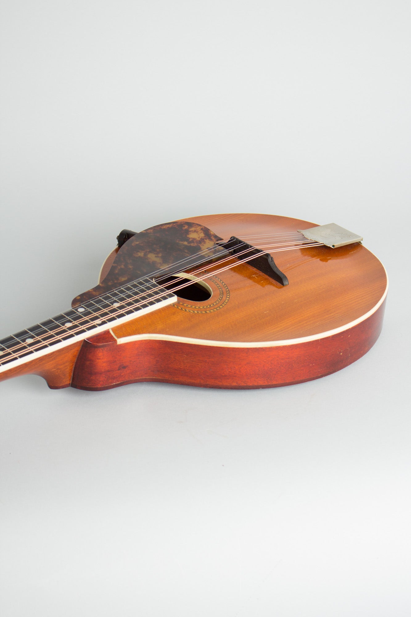 Gibson Style A-1 Carved Top Mandolin (1915)