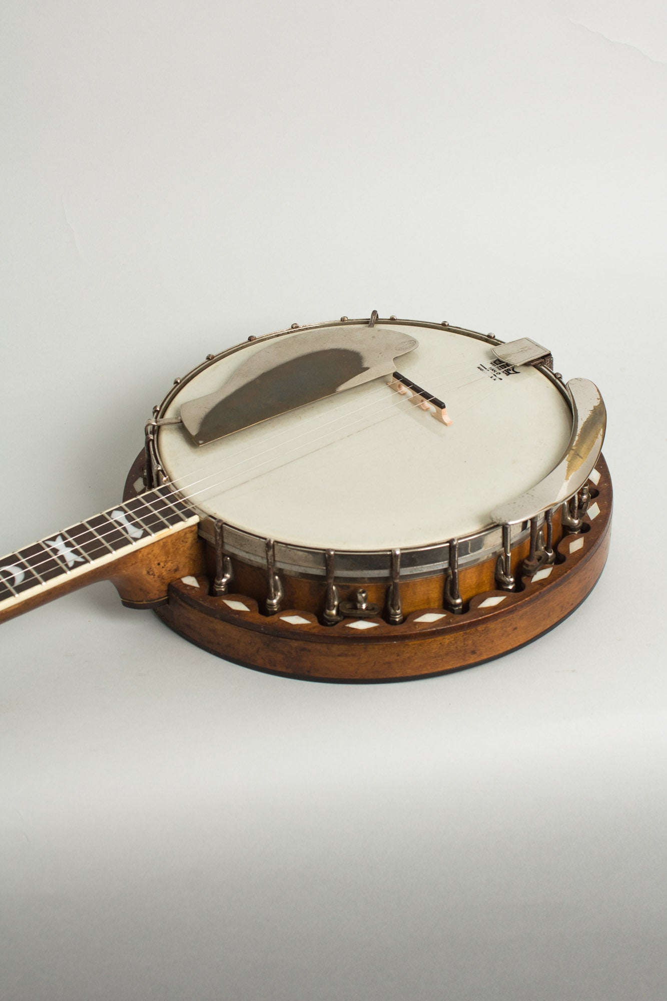 Lyon & Healy Plectrum Banjo (1925)