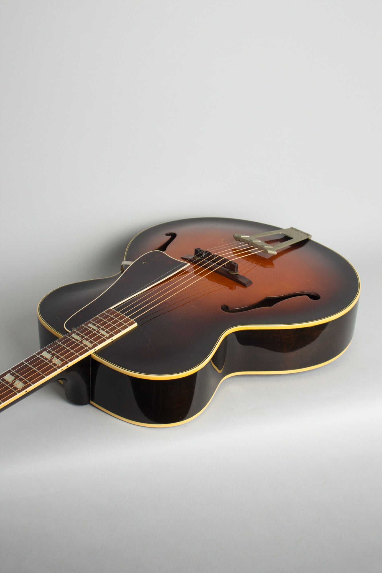 Gibson L-4 Arch Top Acoustic Guitar (1948)
