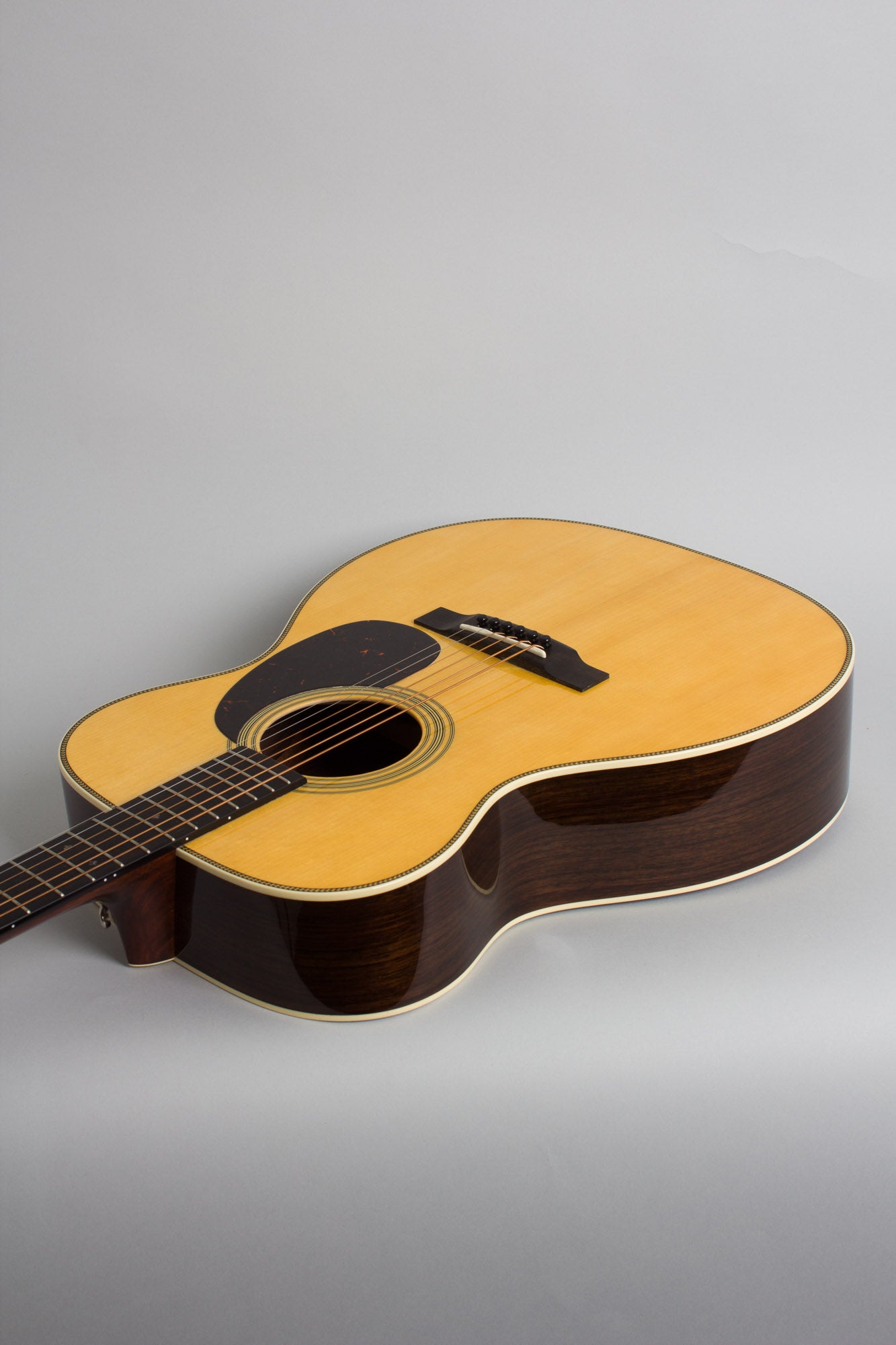 C. F. Martin 000-28 Custom Shop Flat Top Acoustic Guitar (2022)