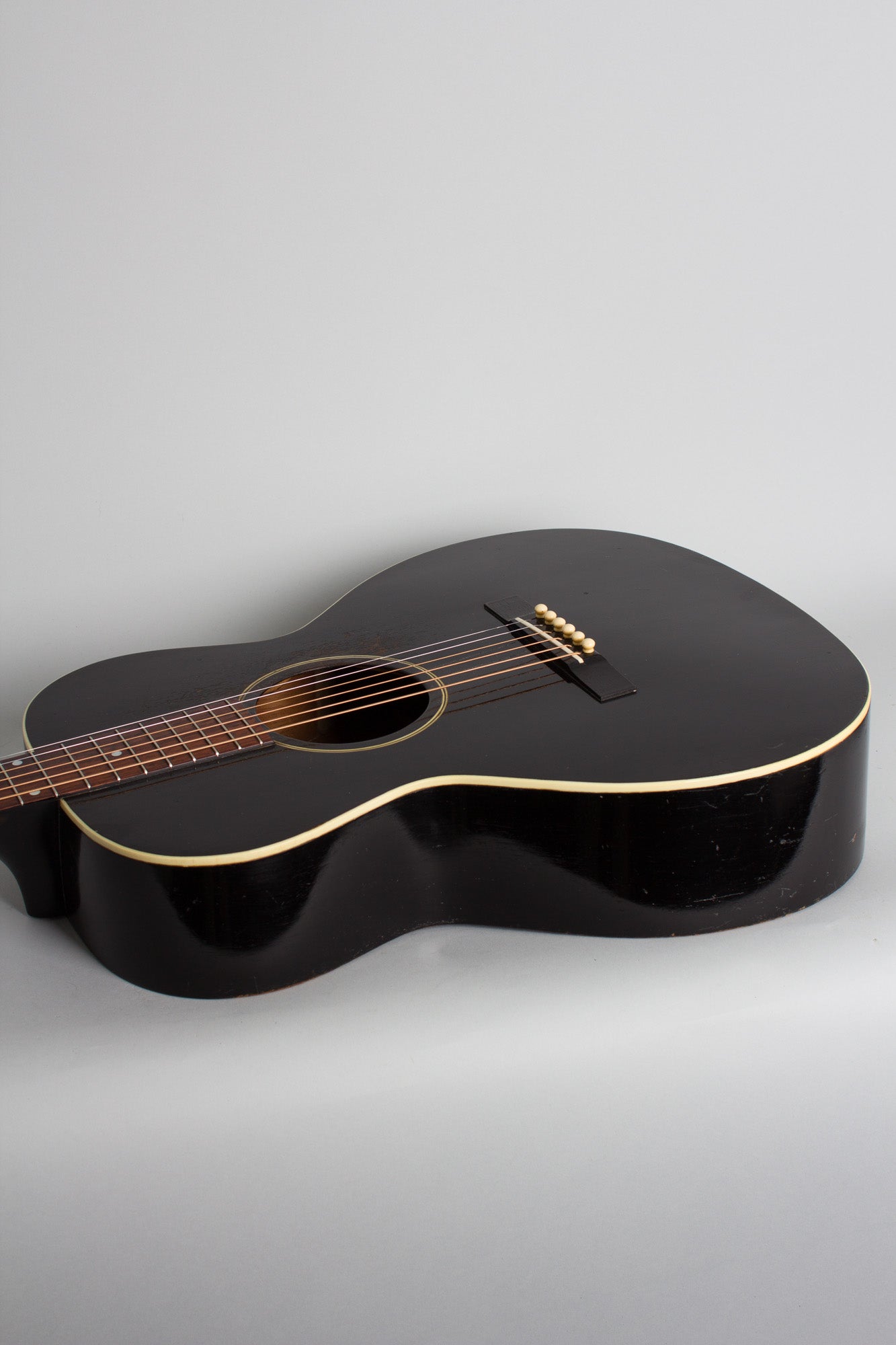 Gibson L-00 Flat Top Acoustic Guitar (1931)