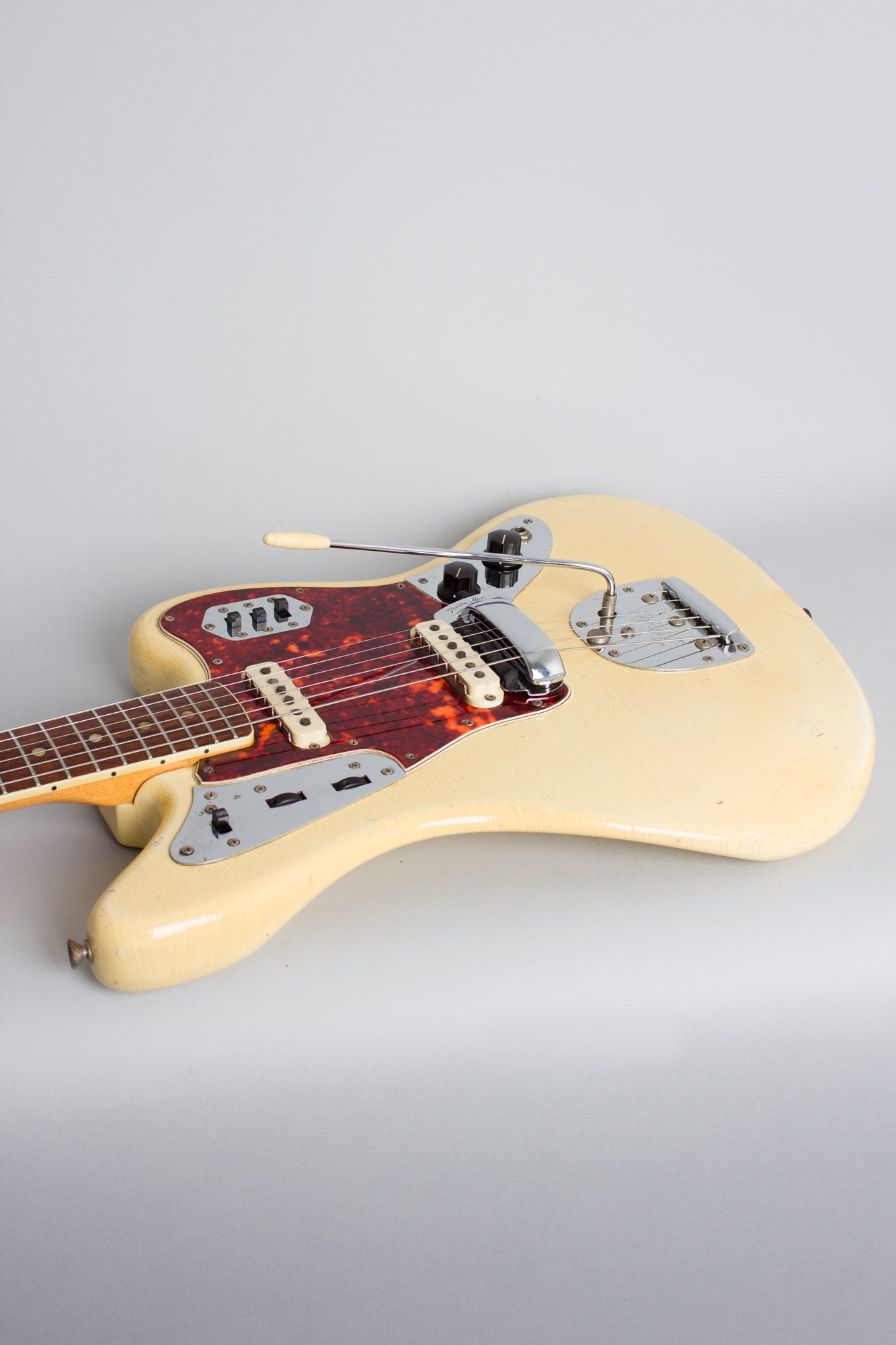 Fender Jaguar Solid Body Electric Guitar (1966)