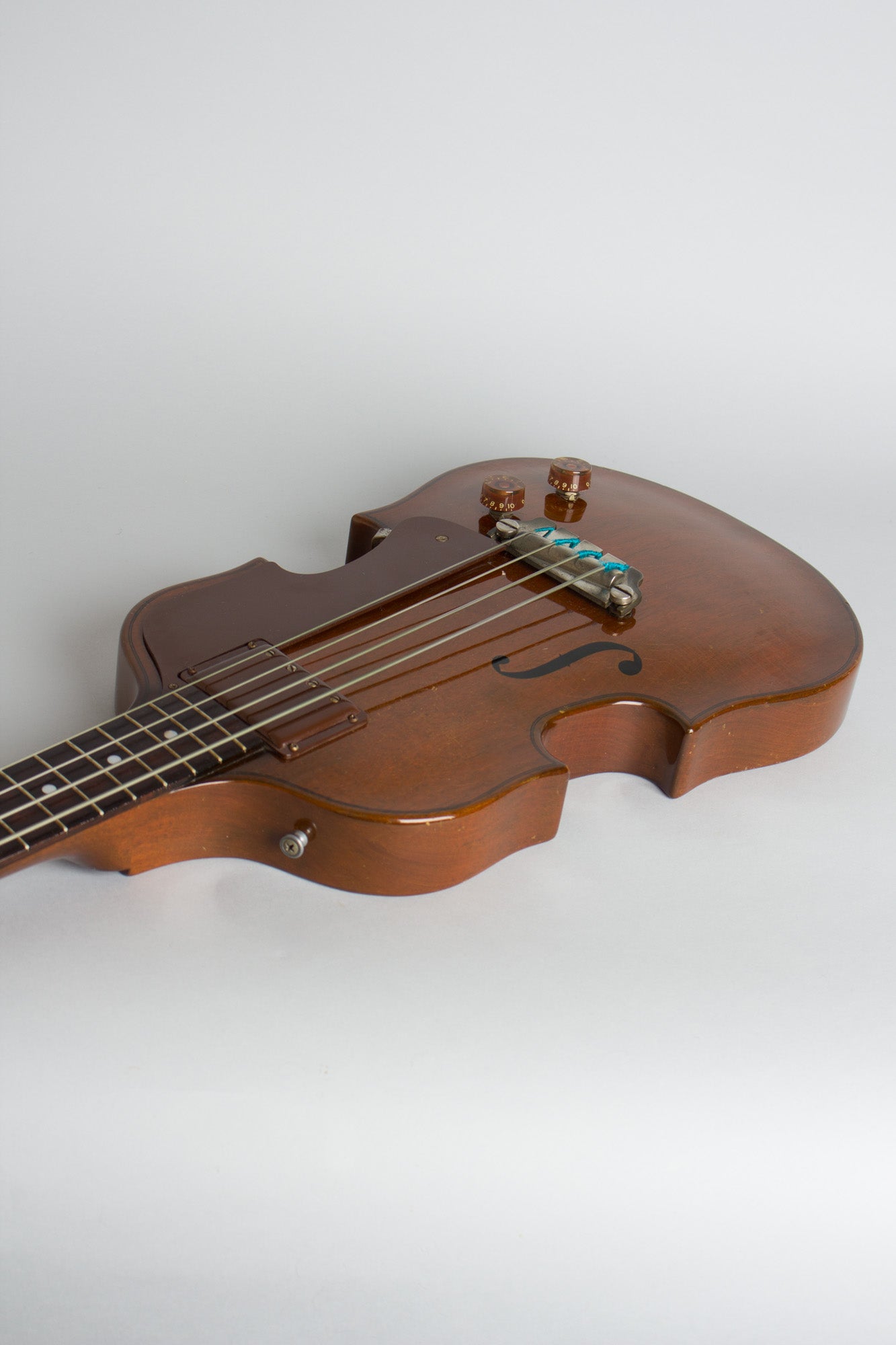 Gibson EB-1 Electric Bass Guitar (1953)