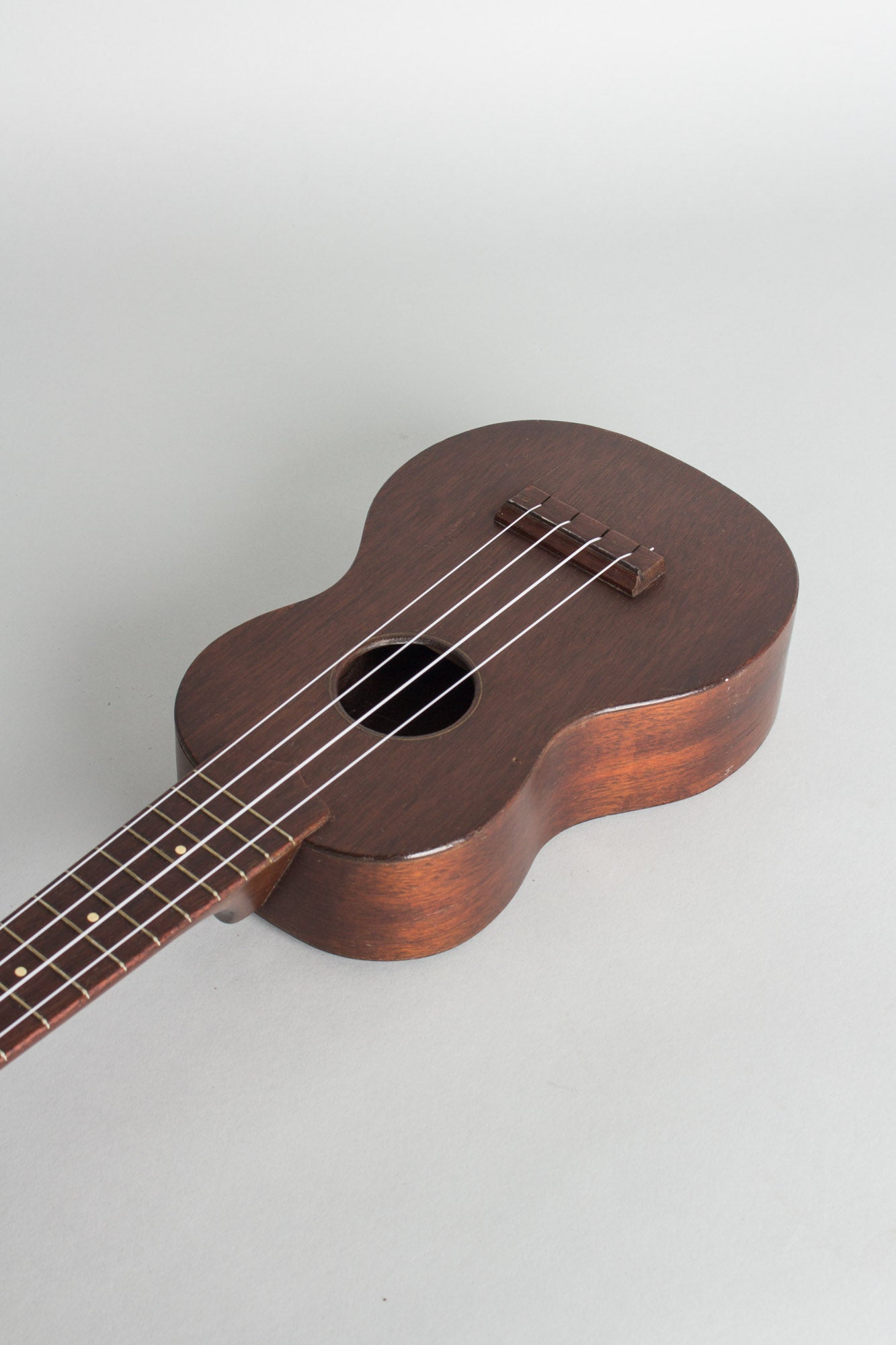 Favilla Soprano Ukulele (1950s)