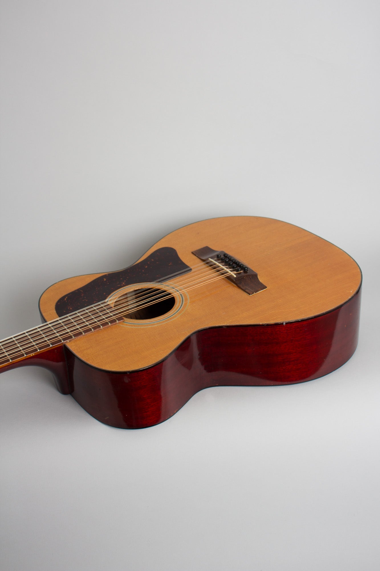 Guild F-112 12 String Flat Top Acoustic Guitar (1969)