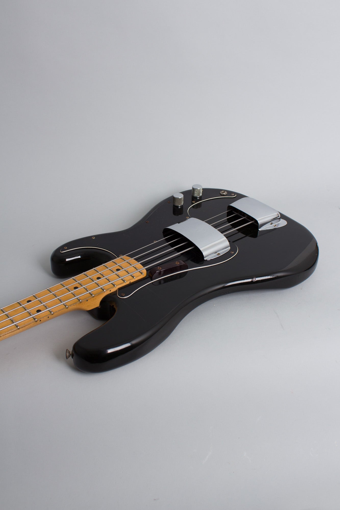 Fender Precision Bass Solid Body Electric Bass Guitar (1977)