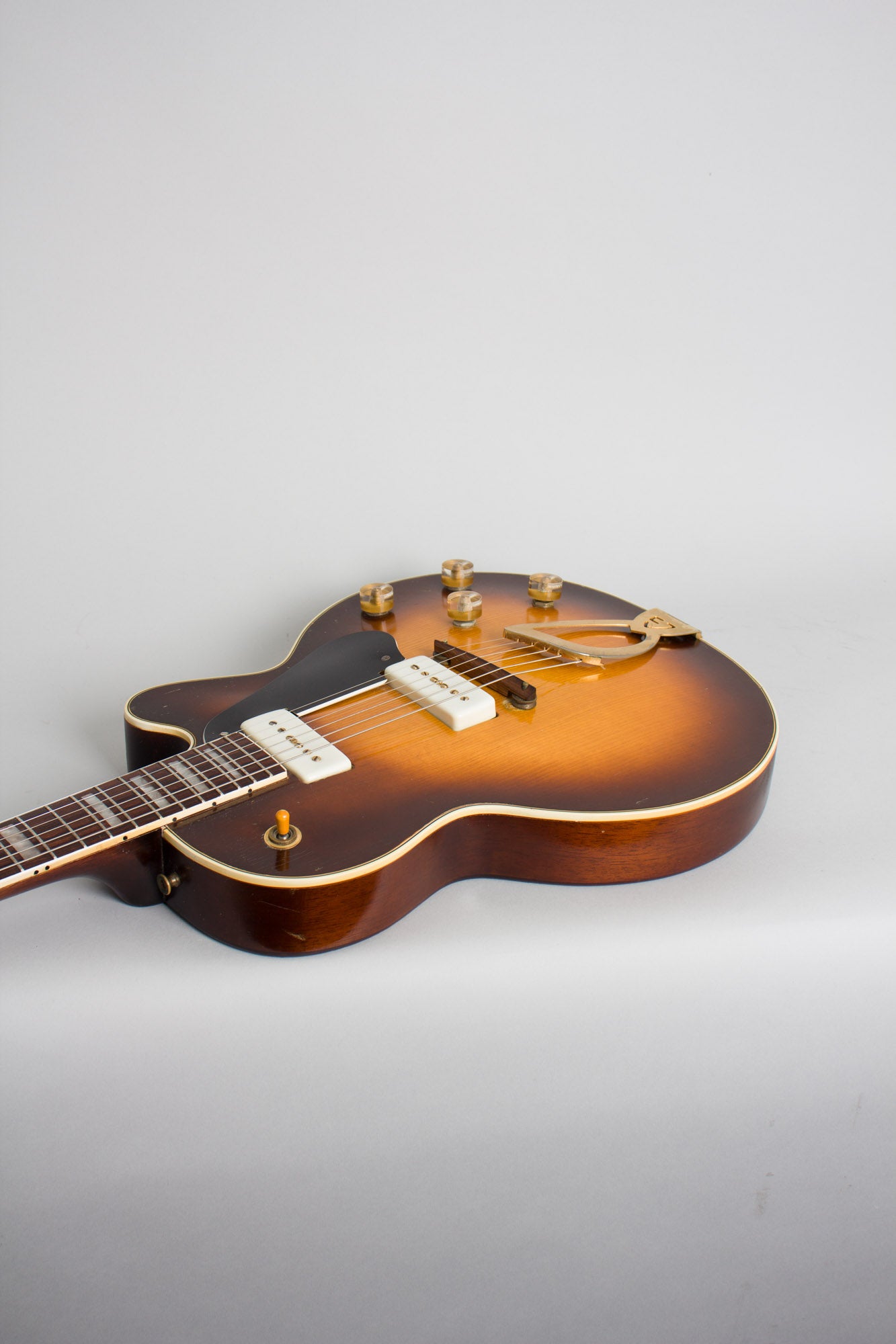 Guild Aristocrat M-75 Thinline Hollow Body Electric Guitar (1956)