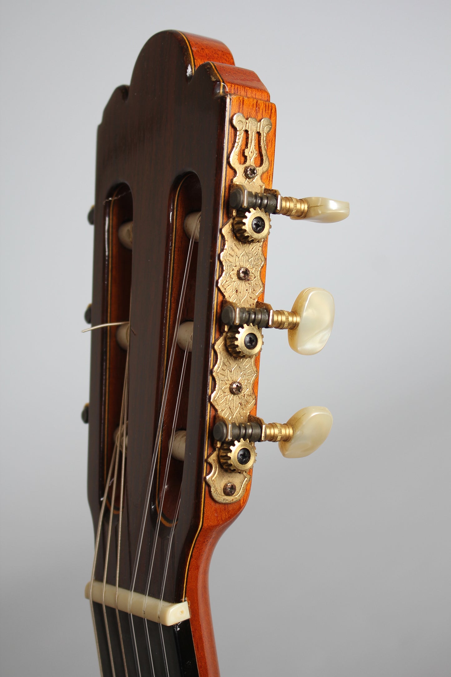 Manuel Raimundo Model 145F Flamenco Guitar (1990)
