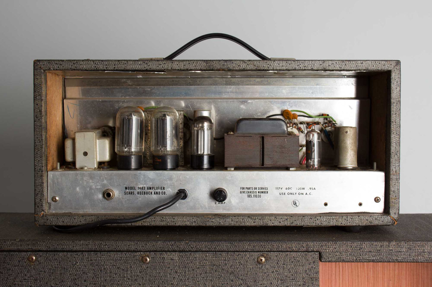 Danelectro Silvertone Model 1483 Tube Amplifier (1967)