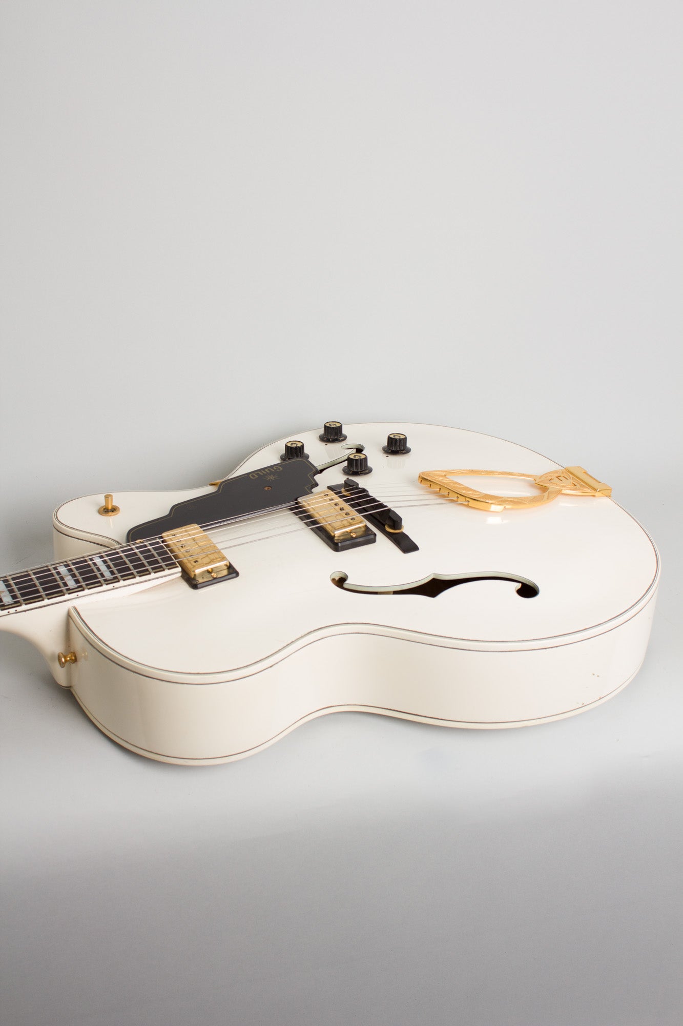 Guild X-500 Special Arch Top Hollow Body Electric Guitar (1968)
