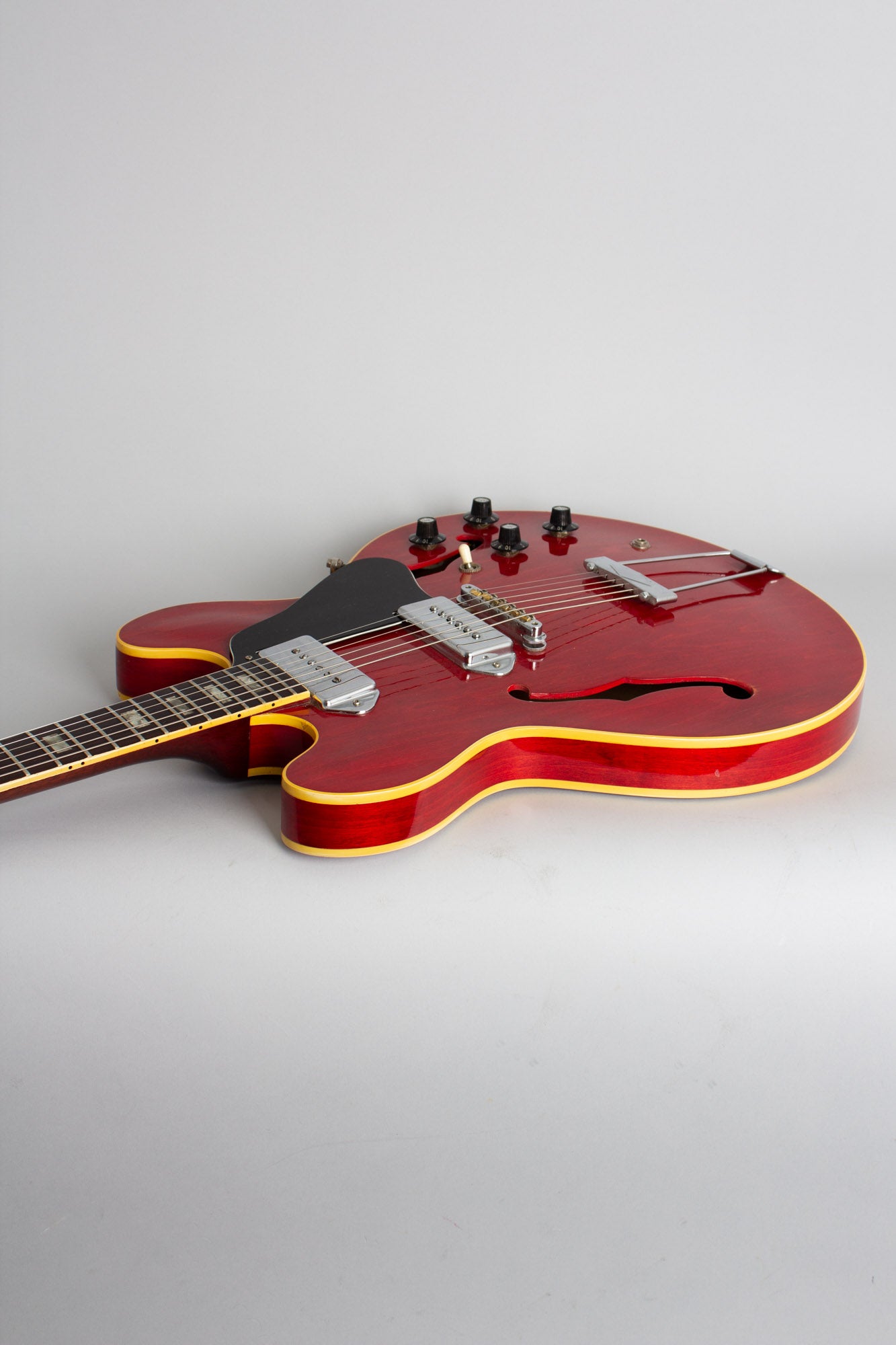 Gibson ES-330TDC Thinline Hollow Body Electric Guitar (1968)