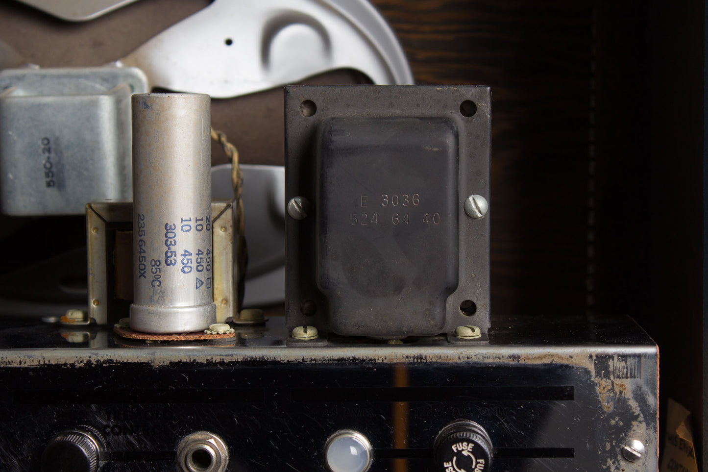 Supro Model 1616T Trojan Tube Amplifier (1964)