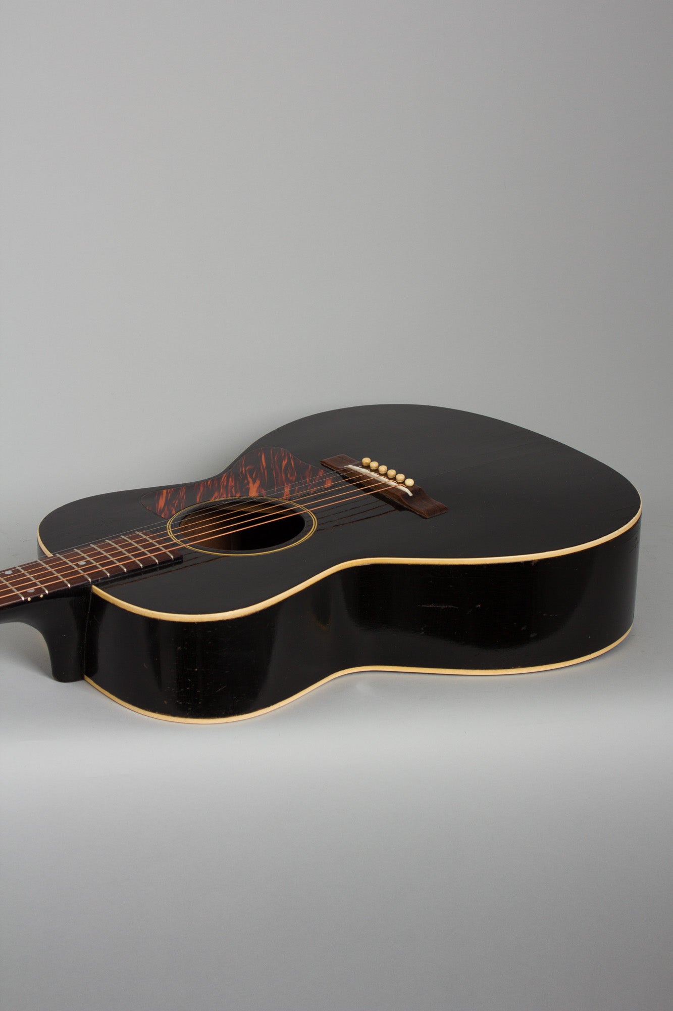 Gibson L-0 Flat Top Acoustic Guitar (1938)