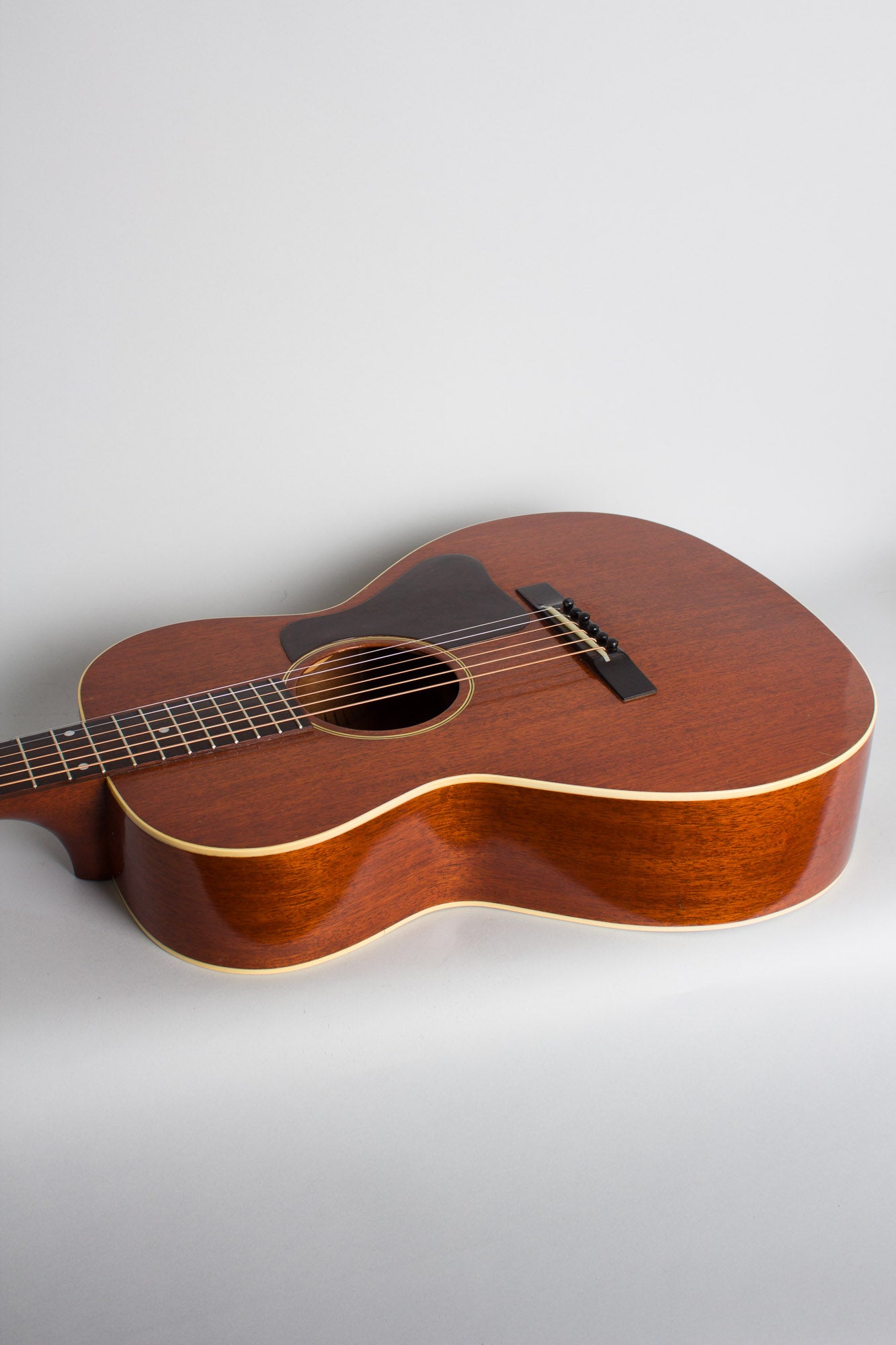 Gibson L-0 Flat Top Acoustic Guitar (1932)