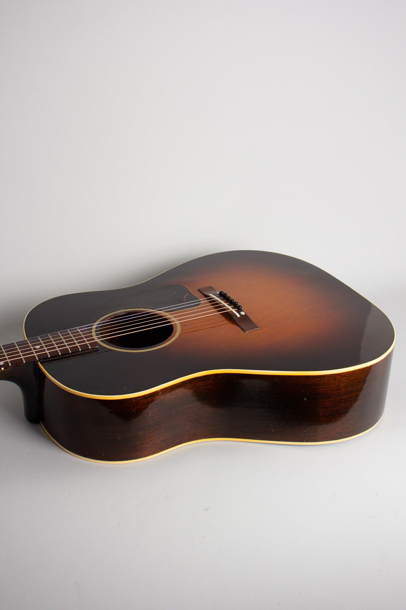 Gibson J-45 Banner Flat Top Acoustic Guitar (1943)