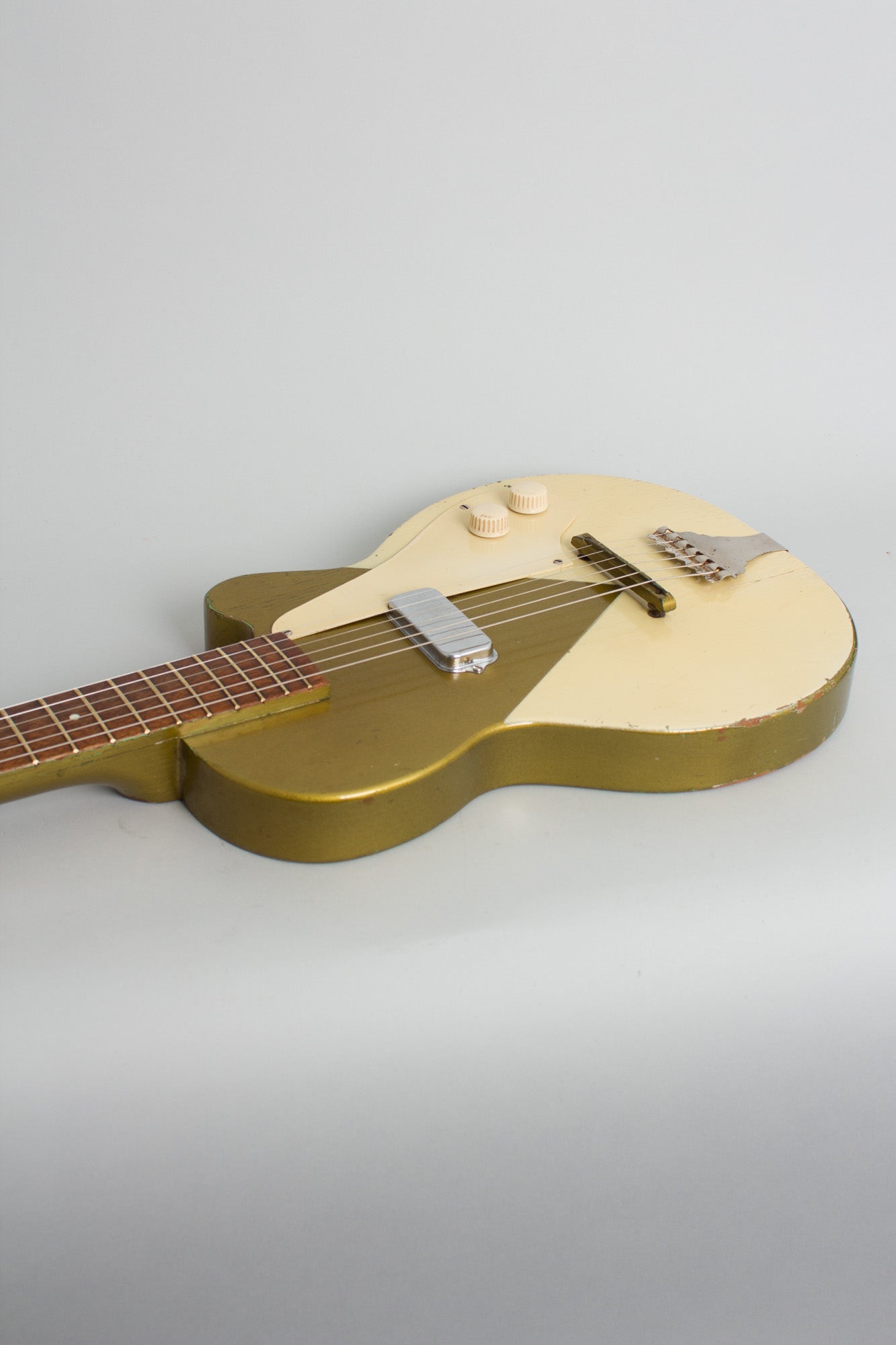 Kay K-136 Solid Body Electric Guitar (1958)