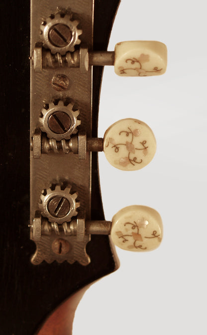 Gibson F-4 Carved Top Mandolin (1917)