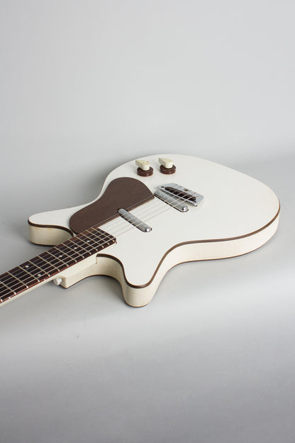 Danelectro Model 6026 Deluxe Semi-Hollow Body Electric Guitar (1960)