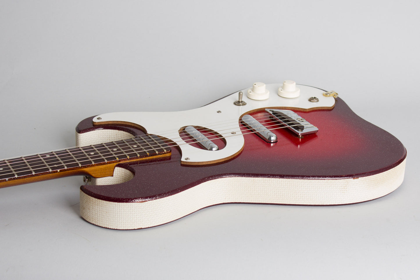 Danelectro Silvertone Model 1457 Amp-In-Case Semi-Hollow Body Electric Guitar (1965)