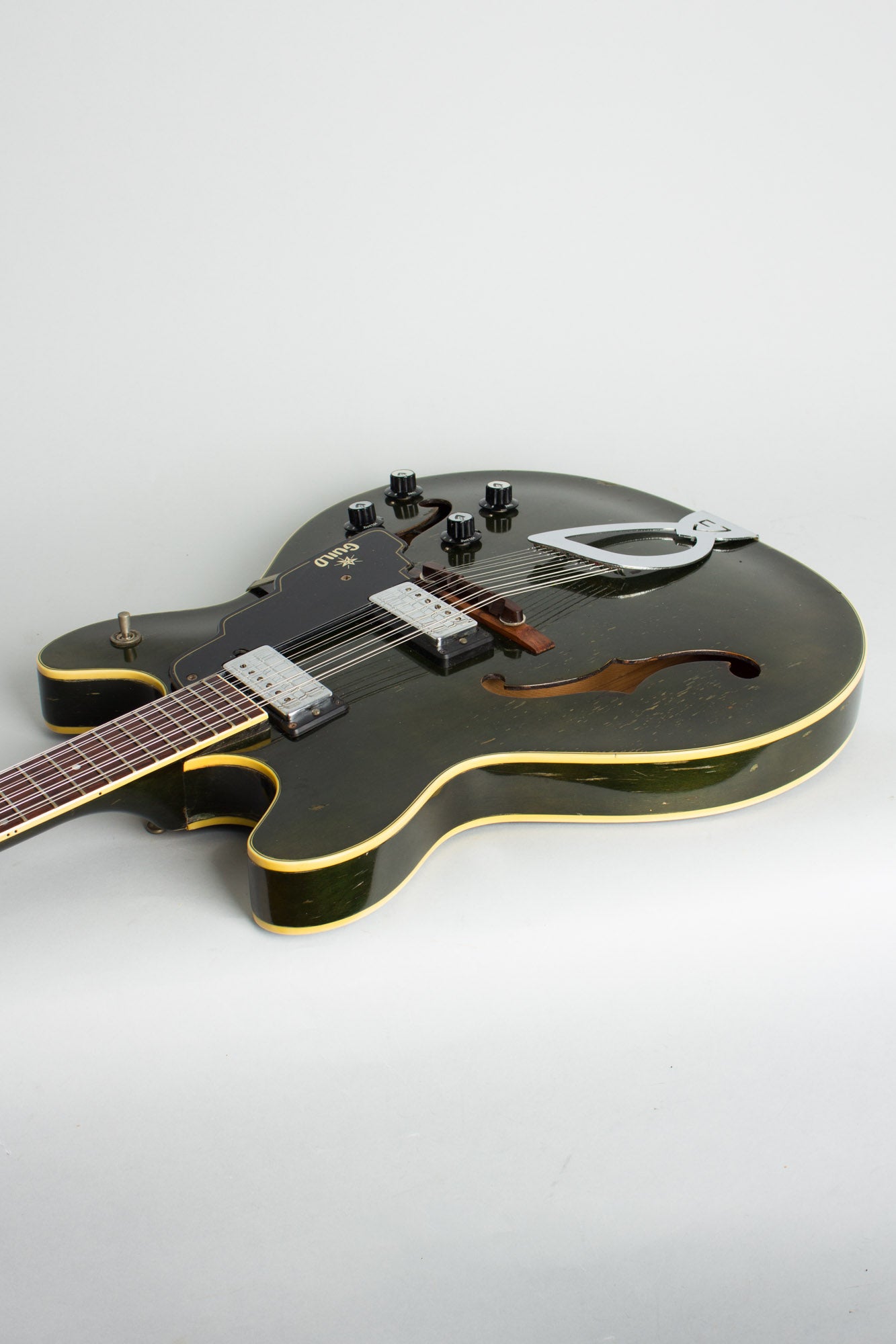 Guild Starfire XII 12 String Semi-Hollow Body Electric Guitar (1969)