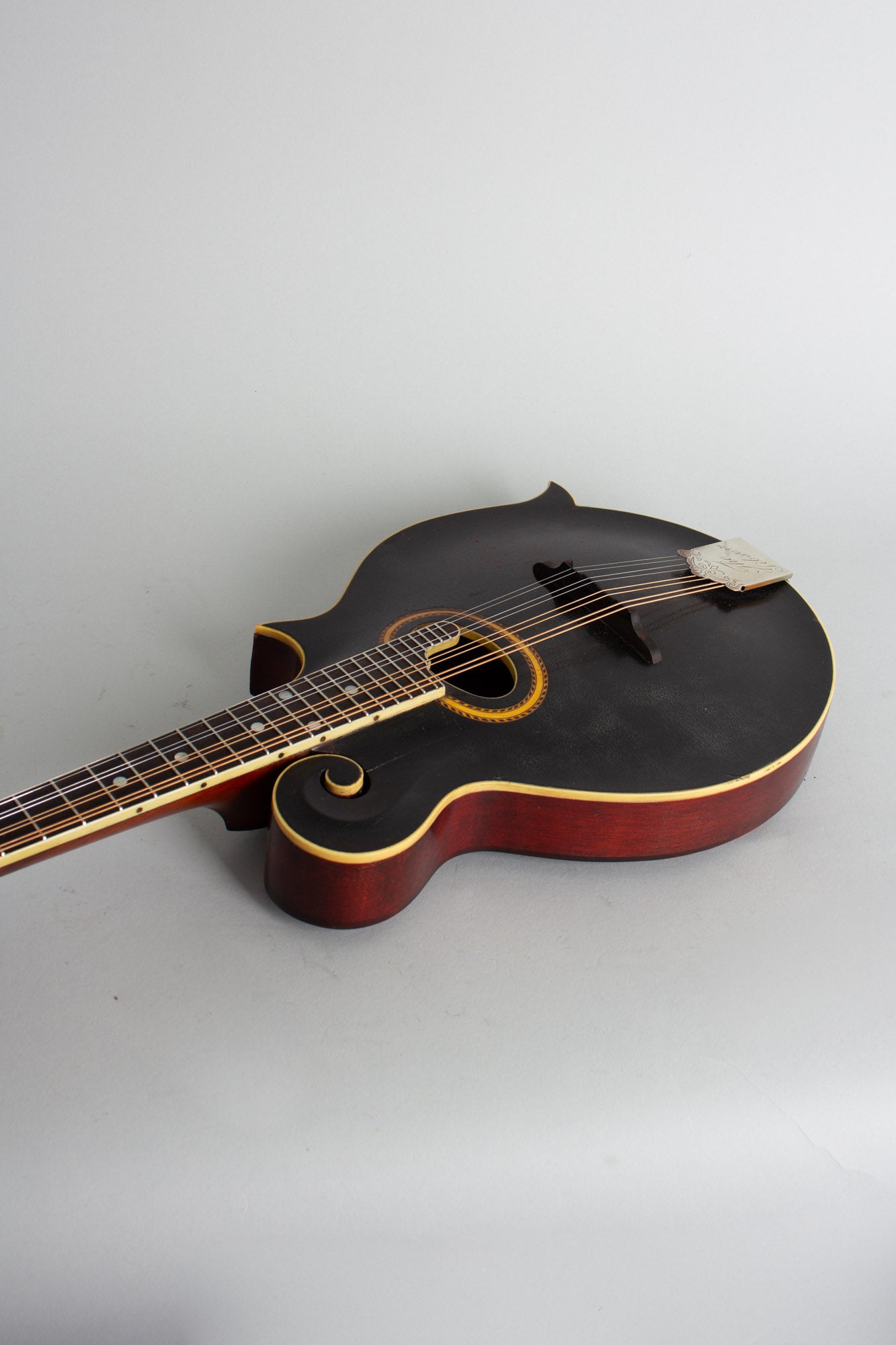 Gibson F-2 Carved Top Mandolin (1914)
