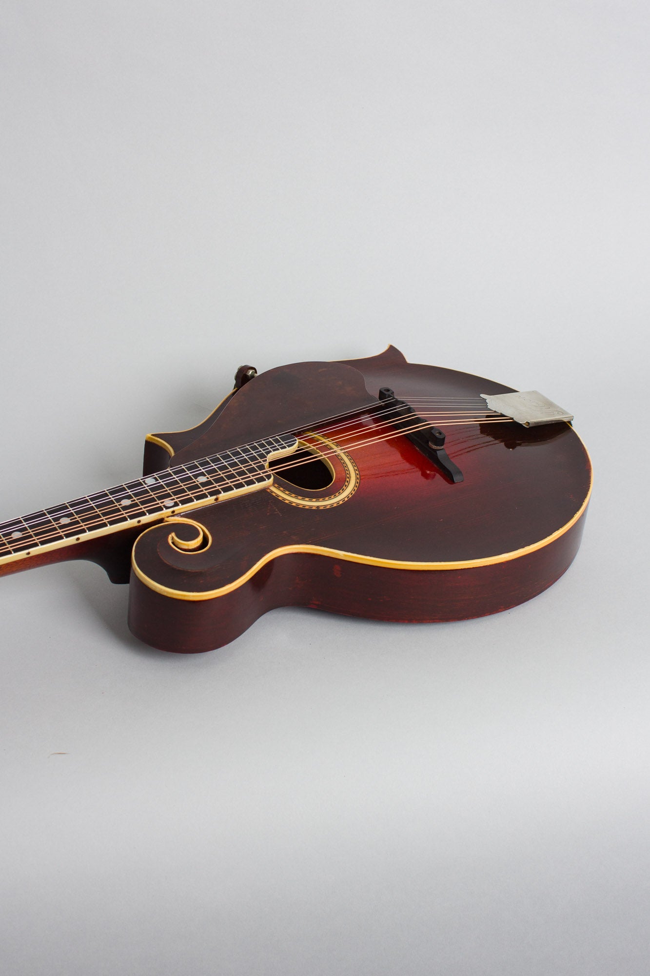 Gibson F-2 Carved Top Mandolin (1926)