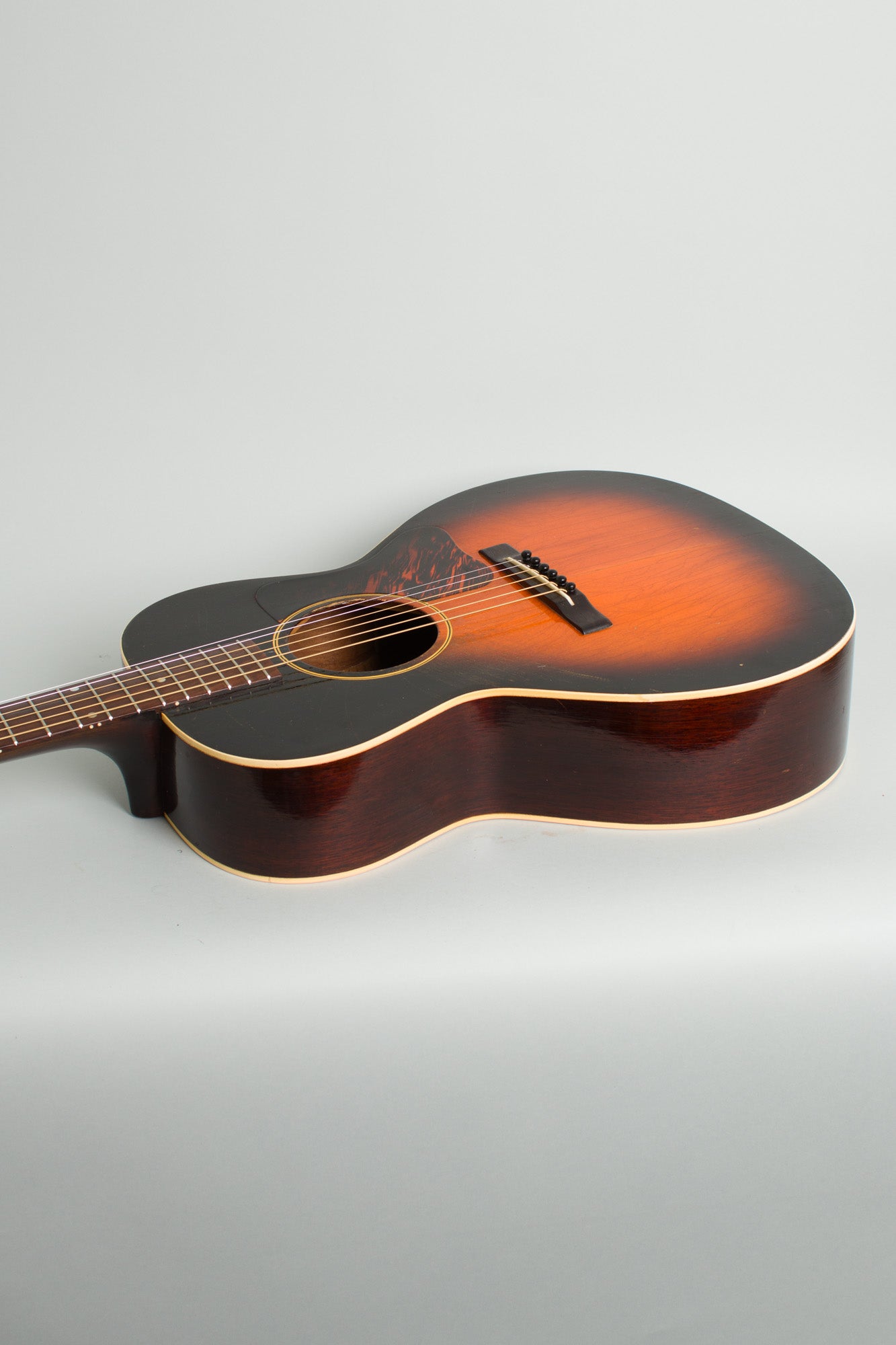Gibson L-00 Flat Top Acoustic Guitar (1938)