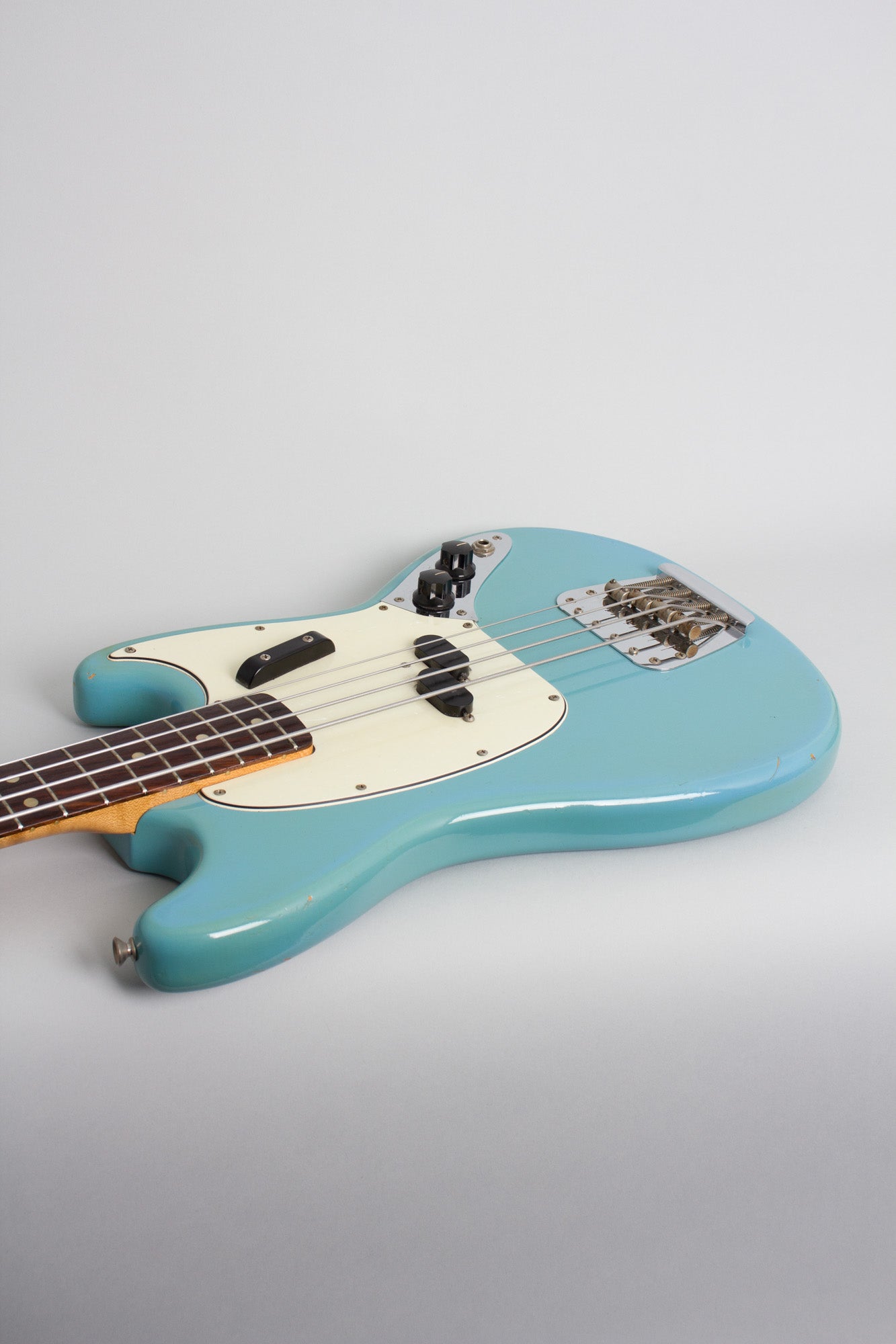 Fender Mustang Bass Solid Body Electric Bass Guitar (1966)
