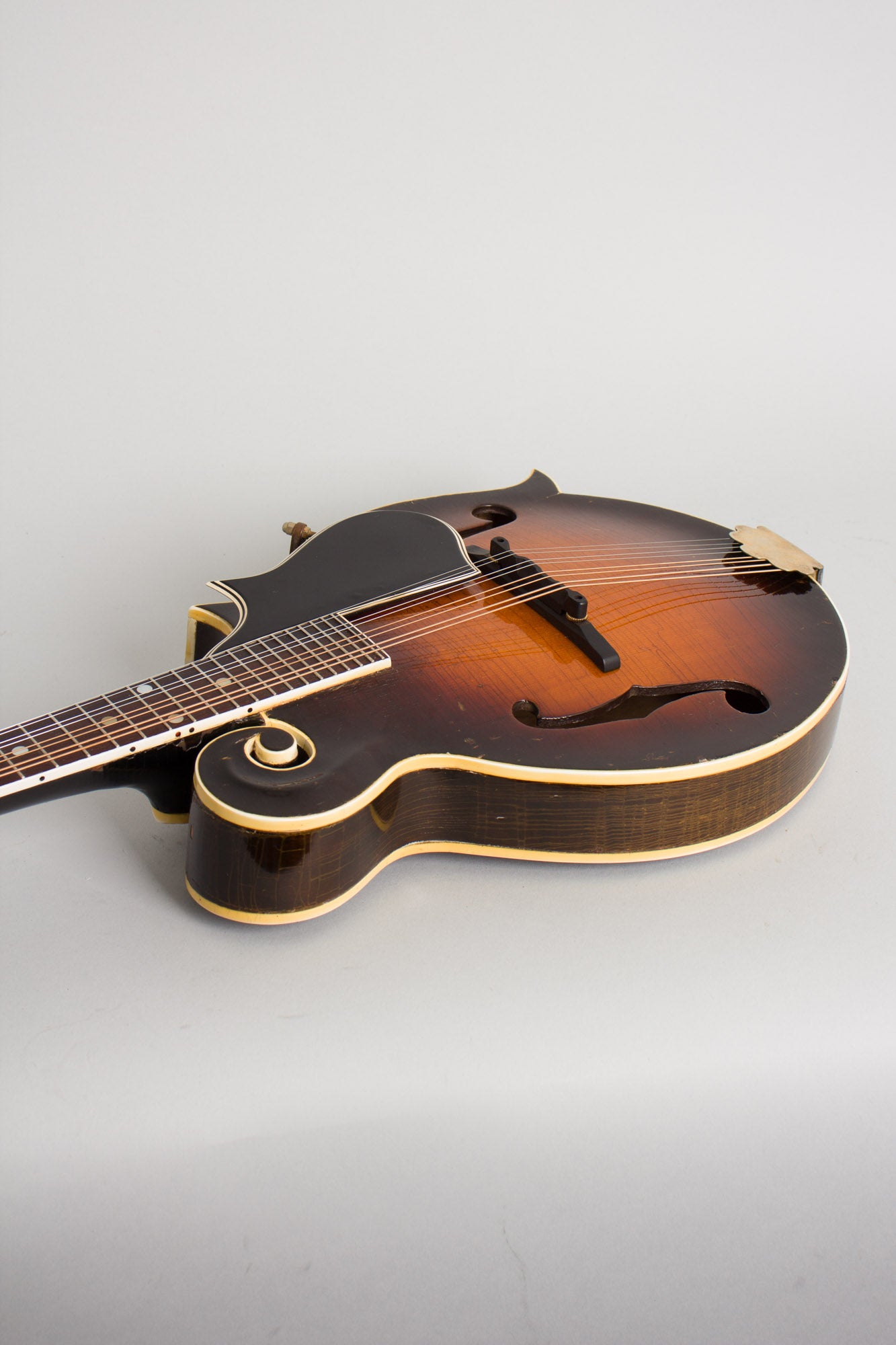 Gibson F-12 Carved Top Mandolin (1950)