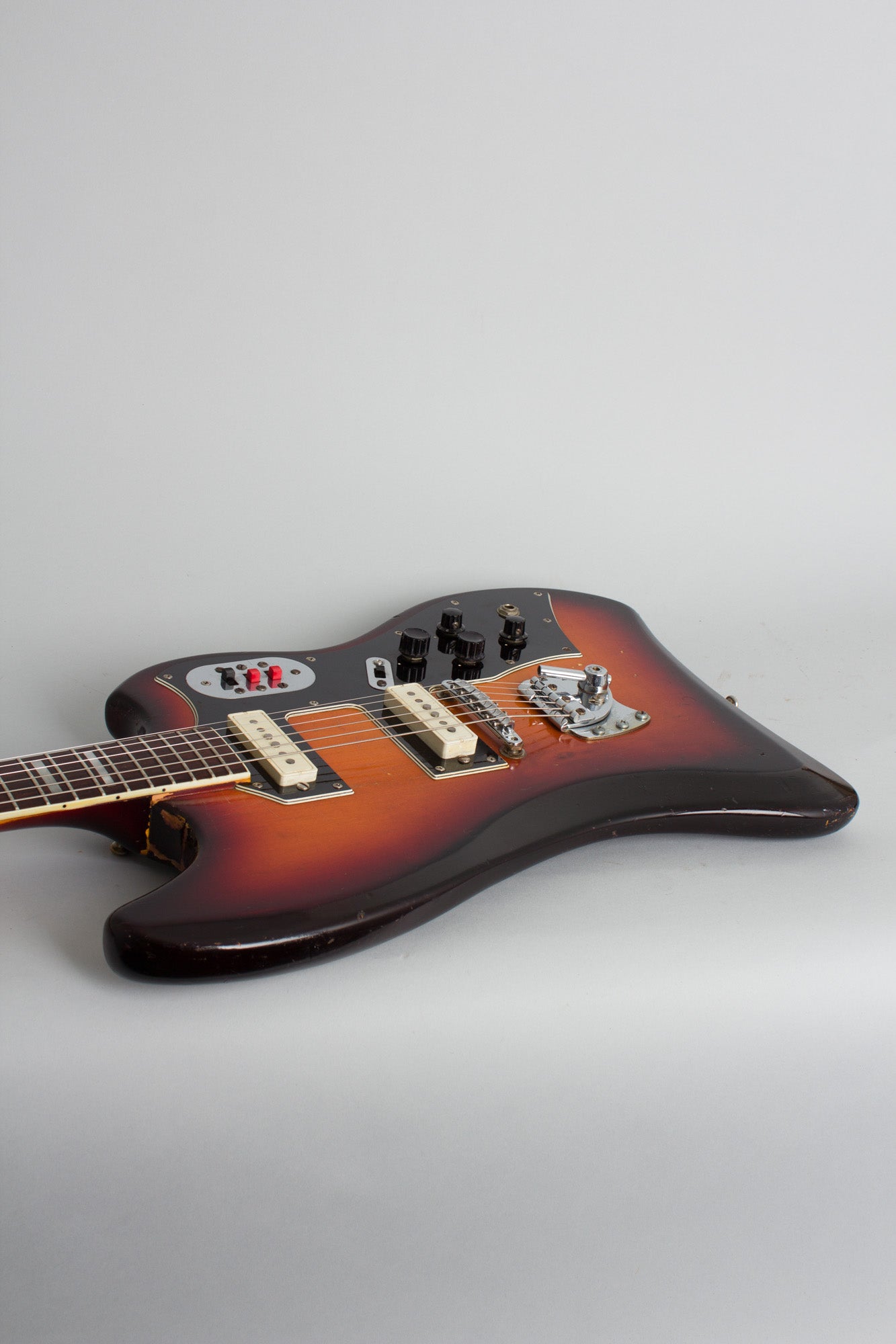 Guild S-200 Thunderbird Solid Body Electric Guitar (1966)