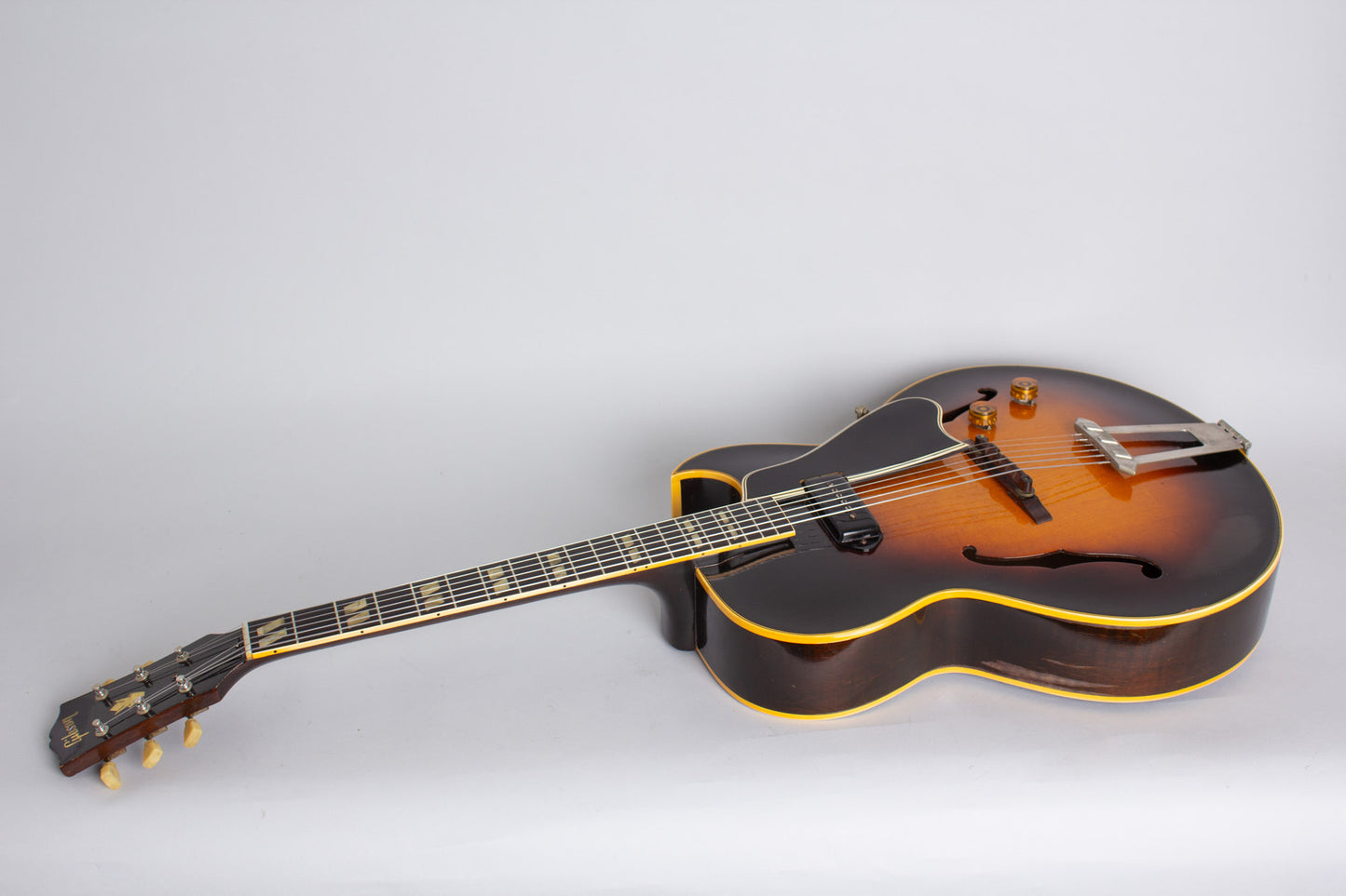 Gibson ES-175 Arch Top Hollow Body Electric Guitar (1954)