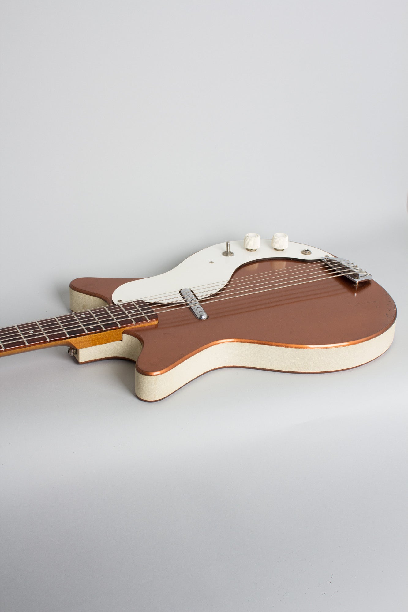 Danelectro Standard Shorthorn Model 3612 Electric 6-String Bass