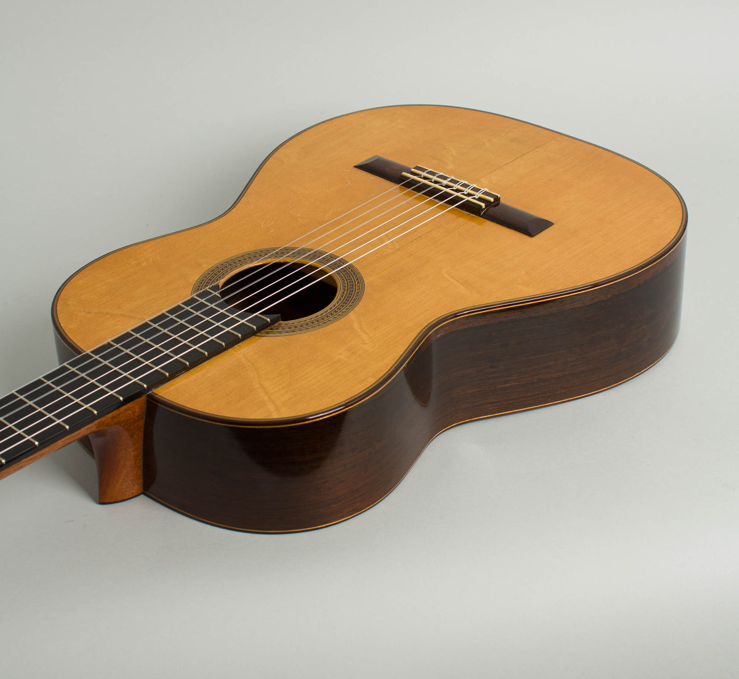 Manuel Velazquez Classical Guitar (1955)