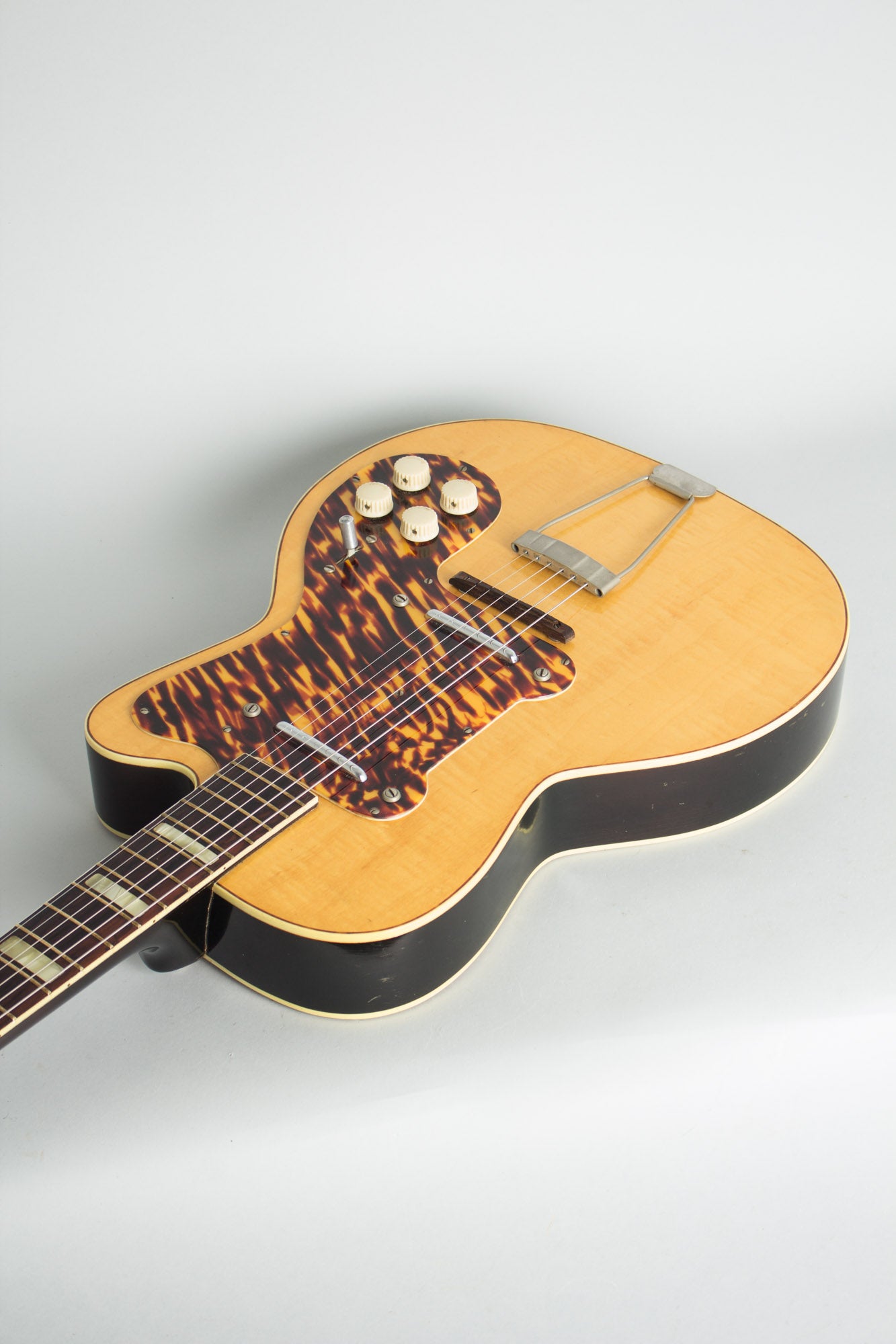 Kay K-161 Thin Twin Semi-Hollow Body Electric Guitar (1956)