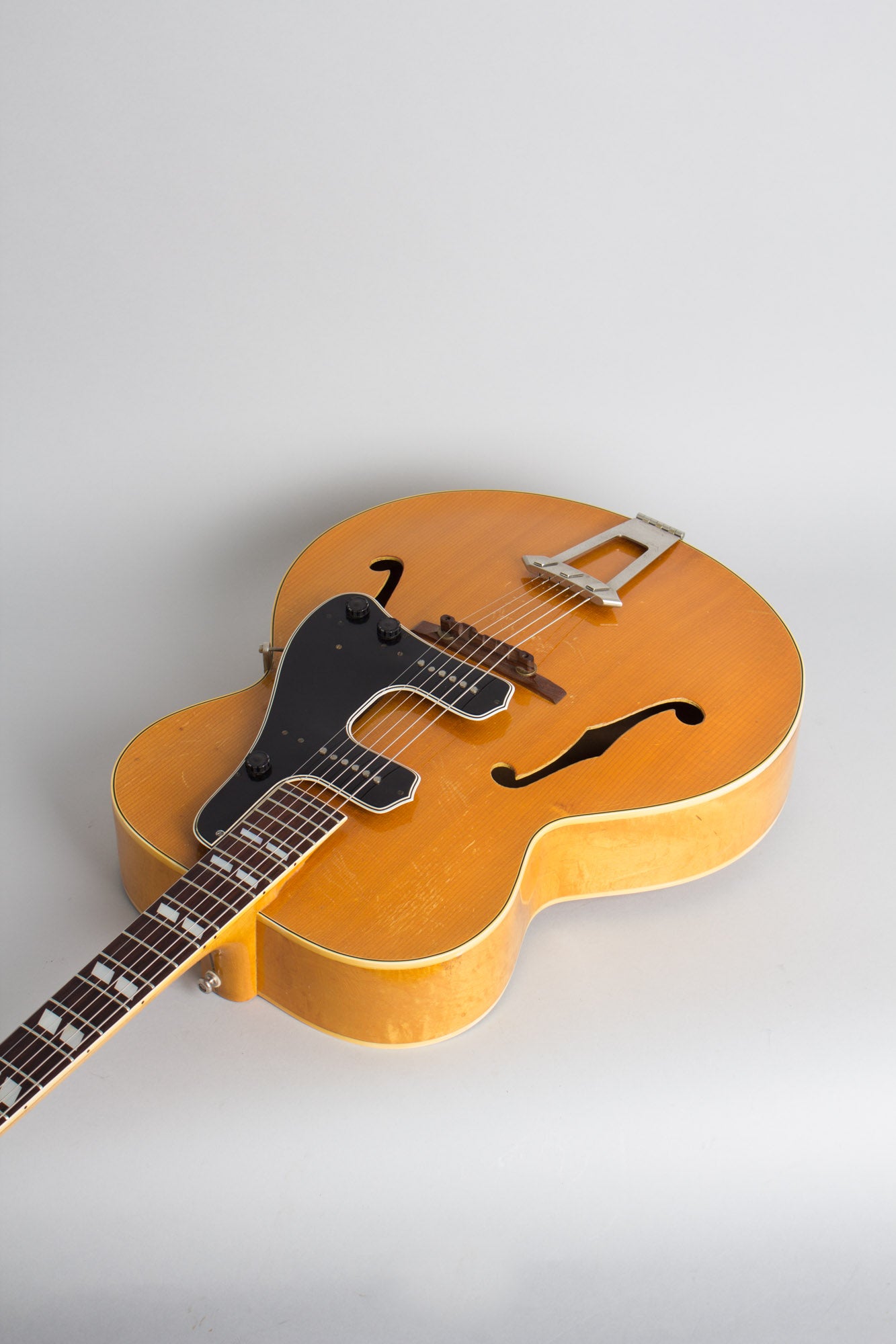 Gibson L-7N Arch Top Acoustic Guitar (1951)