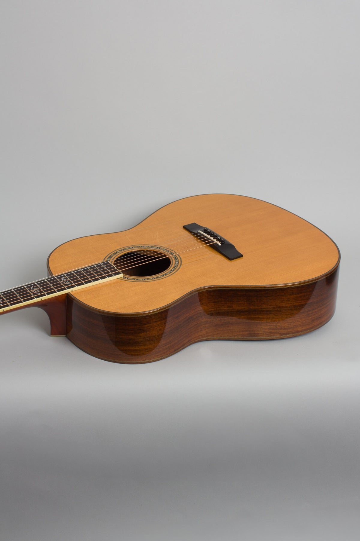 Larrivee L-09 Flat Top Acoustic Guitar (1990)