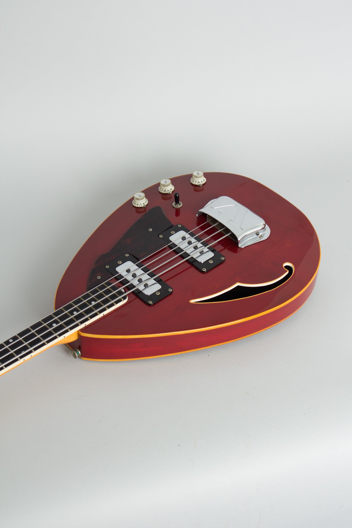 Vox Stinger IV Electric Bass Guitar (1968)