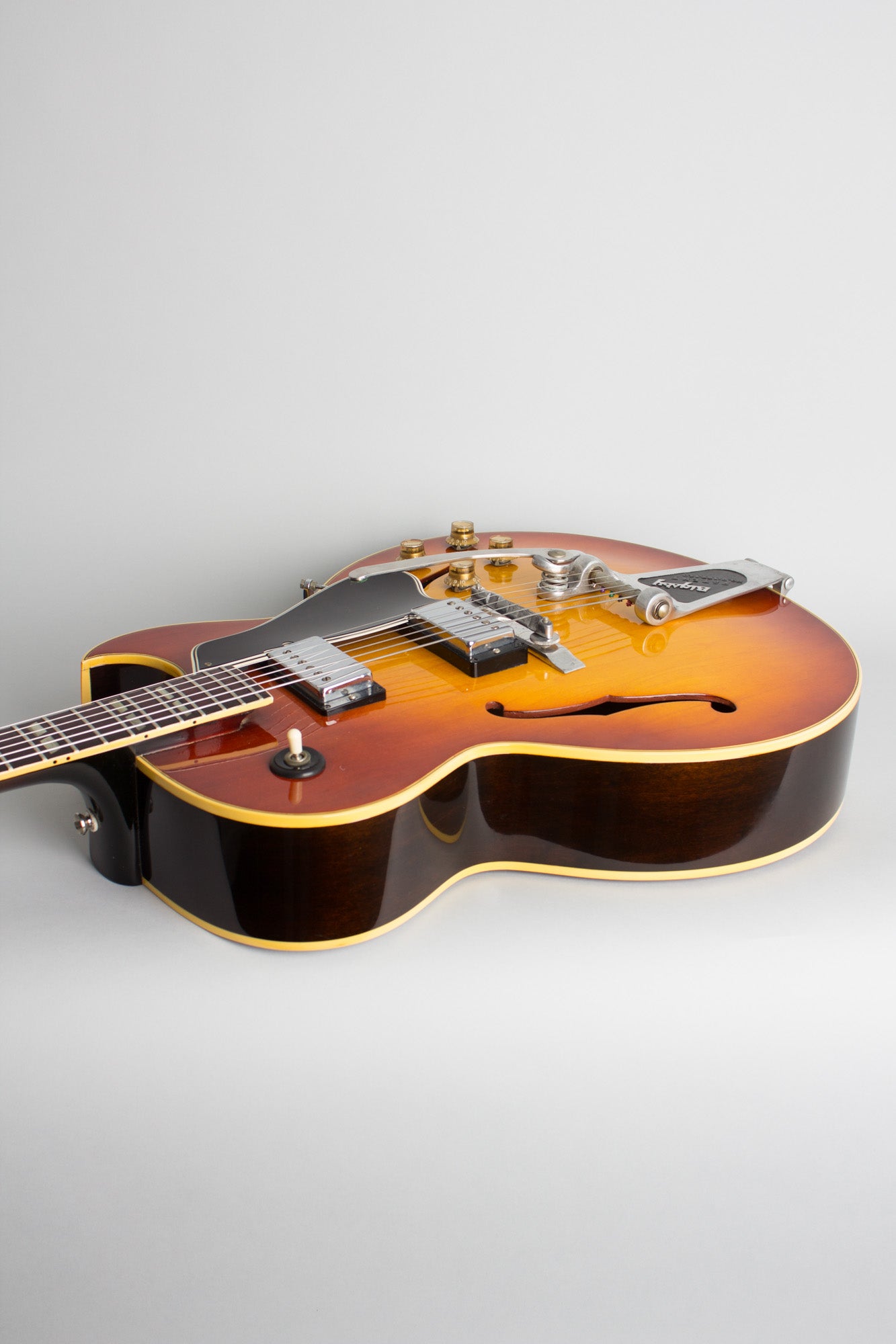 Gibson ES-175D Special Bigsby Arch Top Hollow Body Electric Guitar (1966)