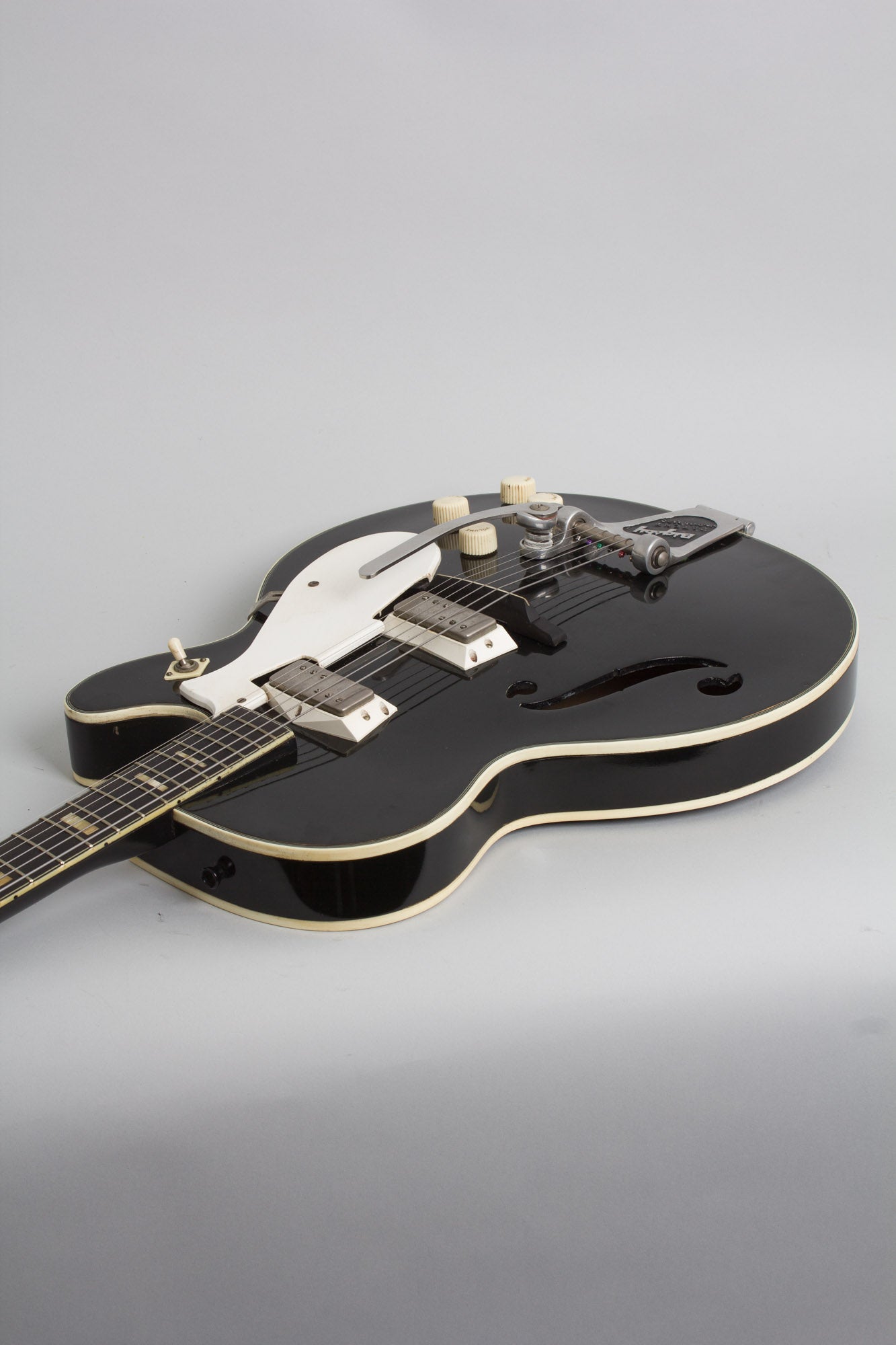 Harmony Silvertone Model 1446L Thinline Hollow Body Electric Guitar (1962)