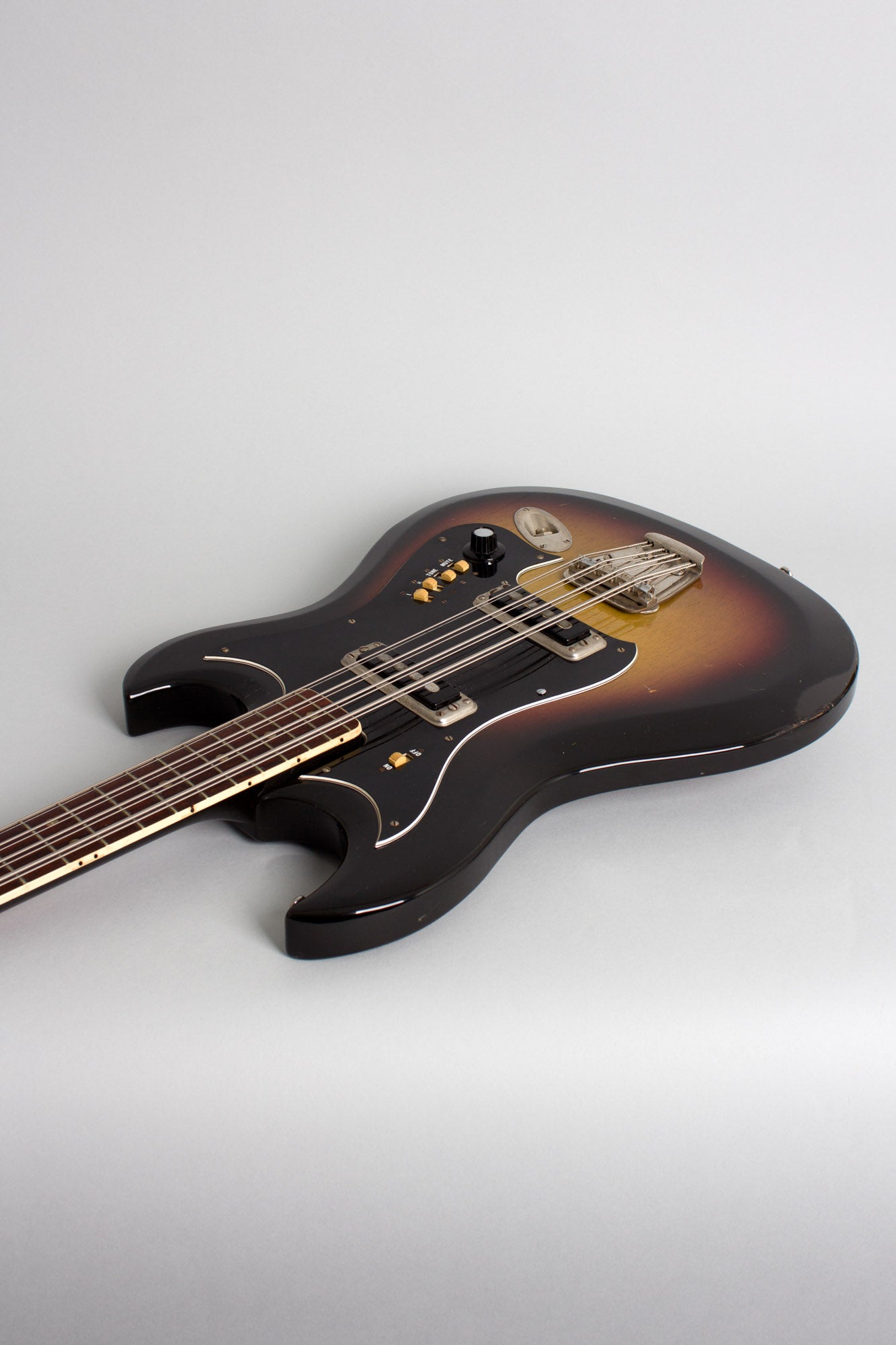 Hagstrom H-8 8-String Bass Solid Body Electric Bass Guitar (1968)