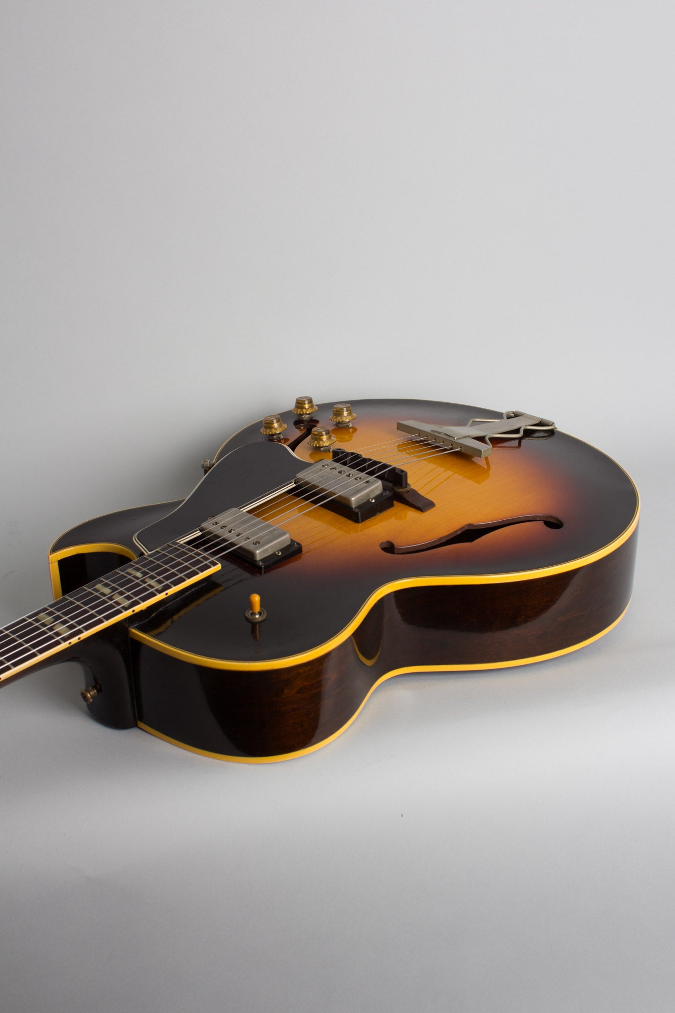 Gibson ES-175D Arch Top Hollow Body Electric Guitar (1957)