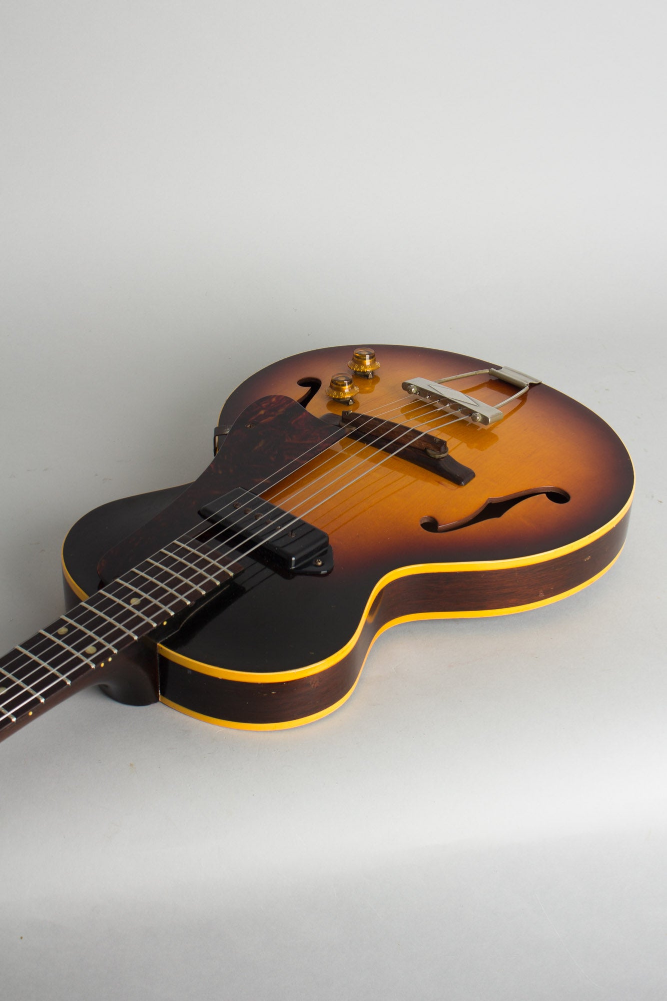 Gibson ES-125T 3/4 Thinline Hollow Body Electric Guitar (1959)