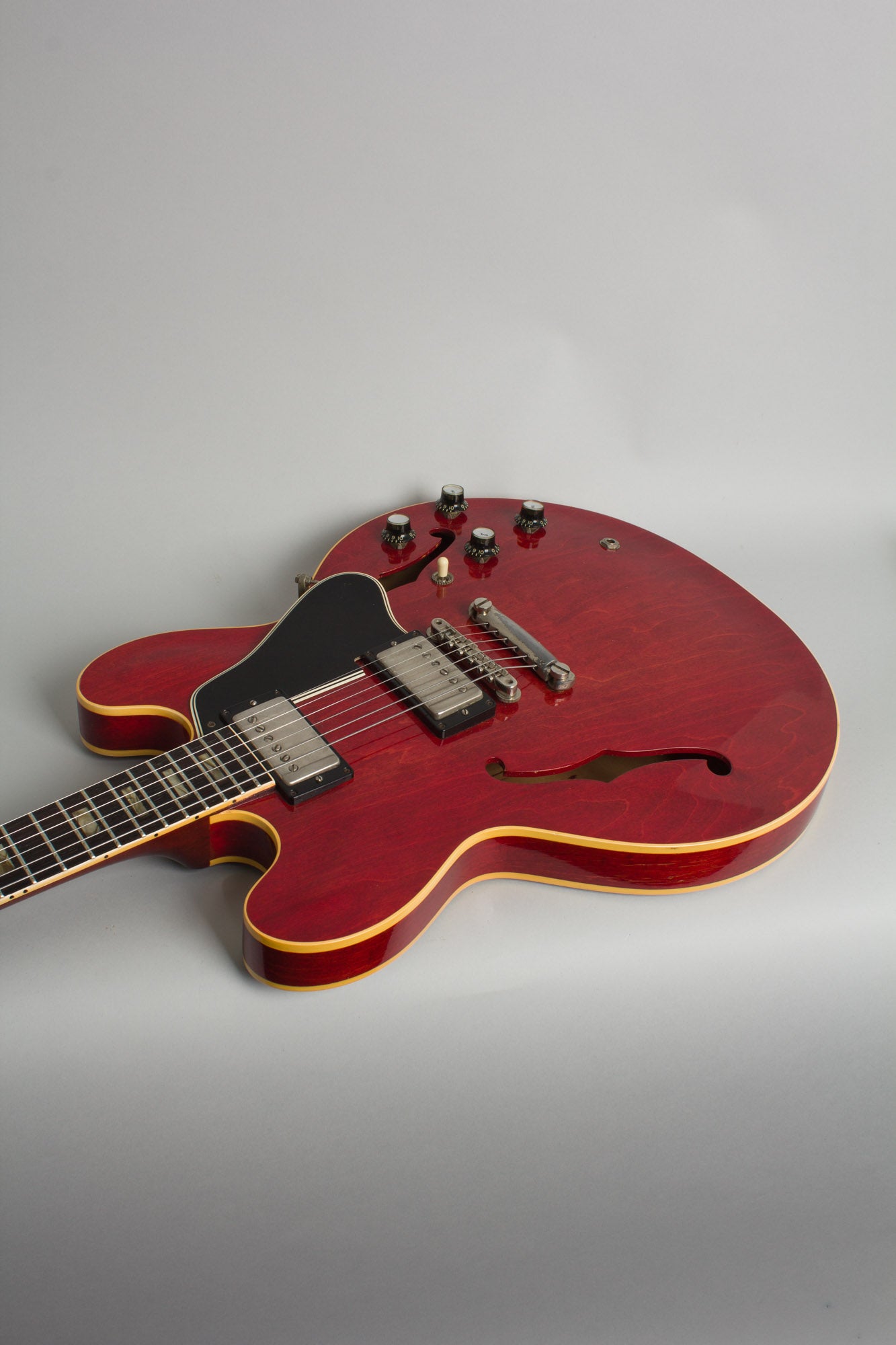 Gibson ES-335TDC Semi-Hollow Body Electric Guitar (1963)