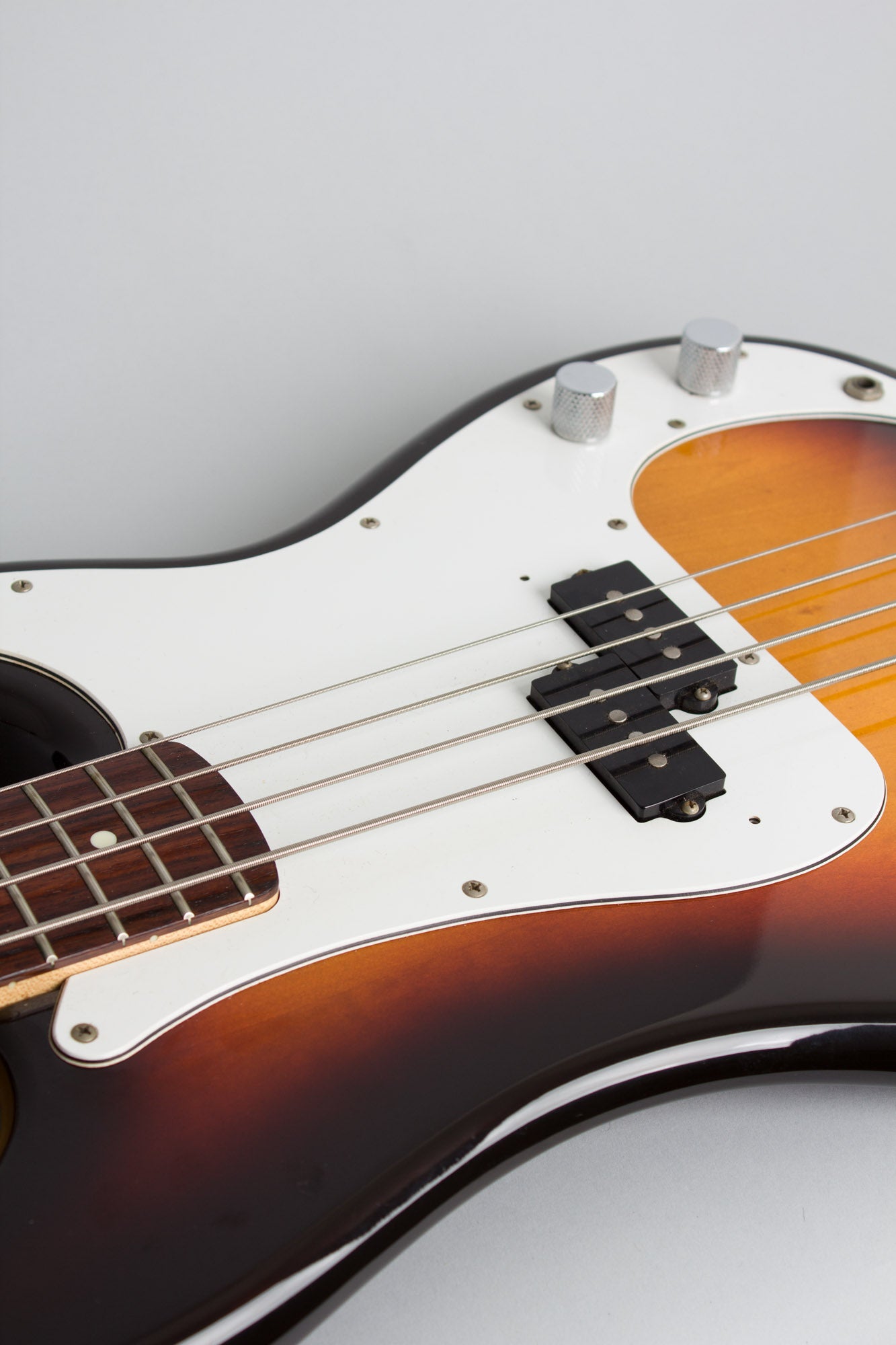 Fender Precision Bass PB62 Solid Body Electric Bass Guitar (1986)