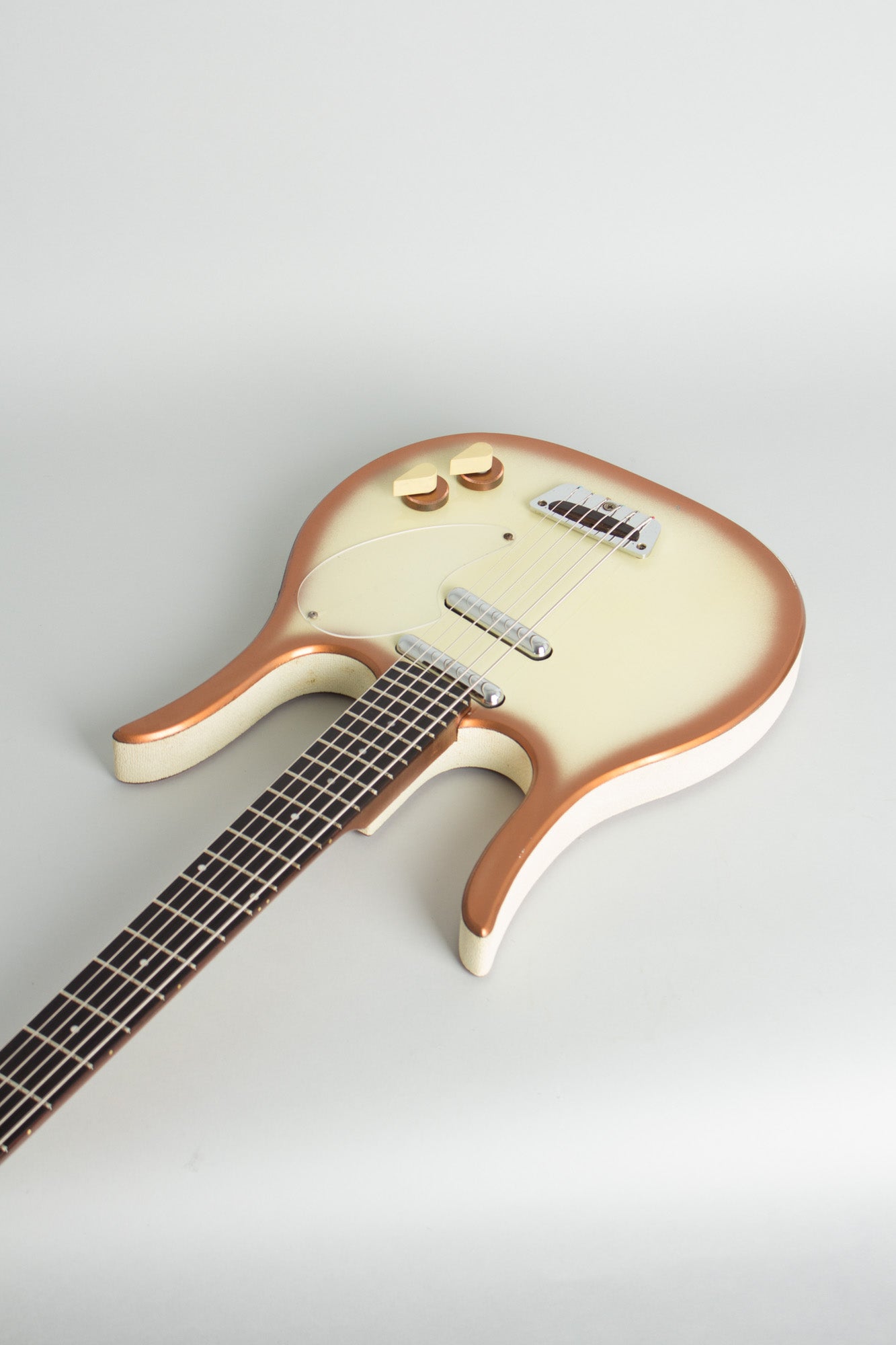 Danelectro Longhorn Model 4623 Electric 6-String Bass Guitar (1958)