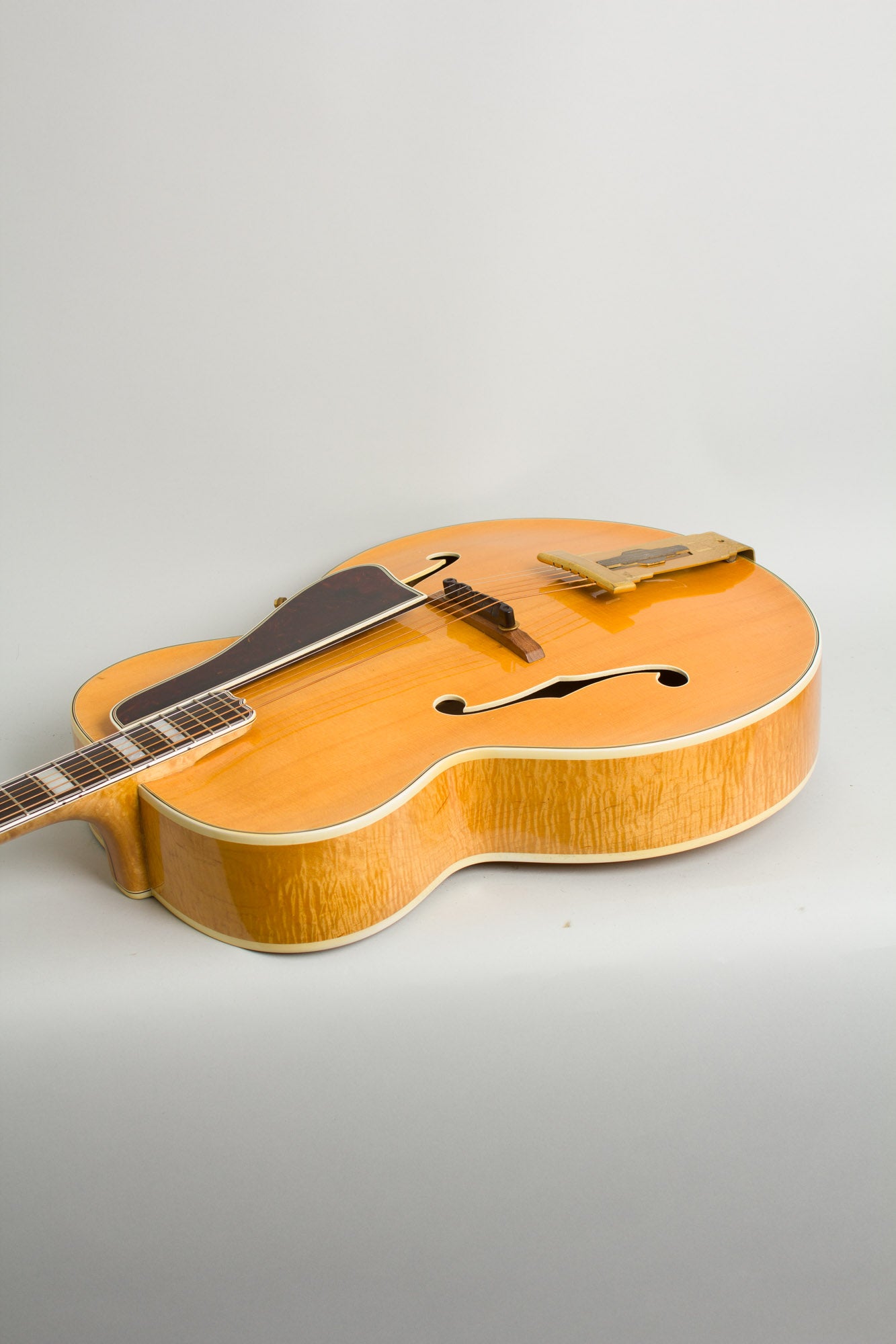 Gibson L-5N Arch Top Acoustic Guitar (1941)